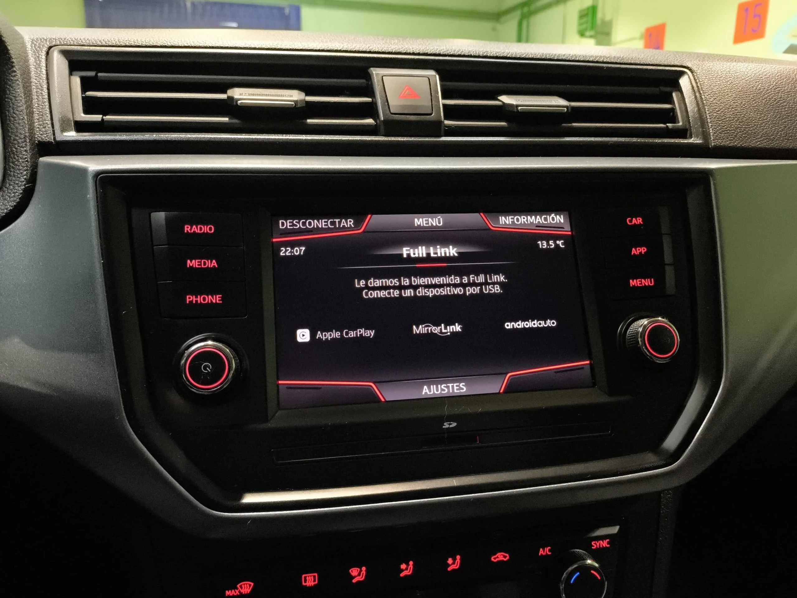 Seat Arona 1.0 TSI Ecomotive SANDS Style 70 kW (95 CV) - Foto 17