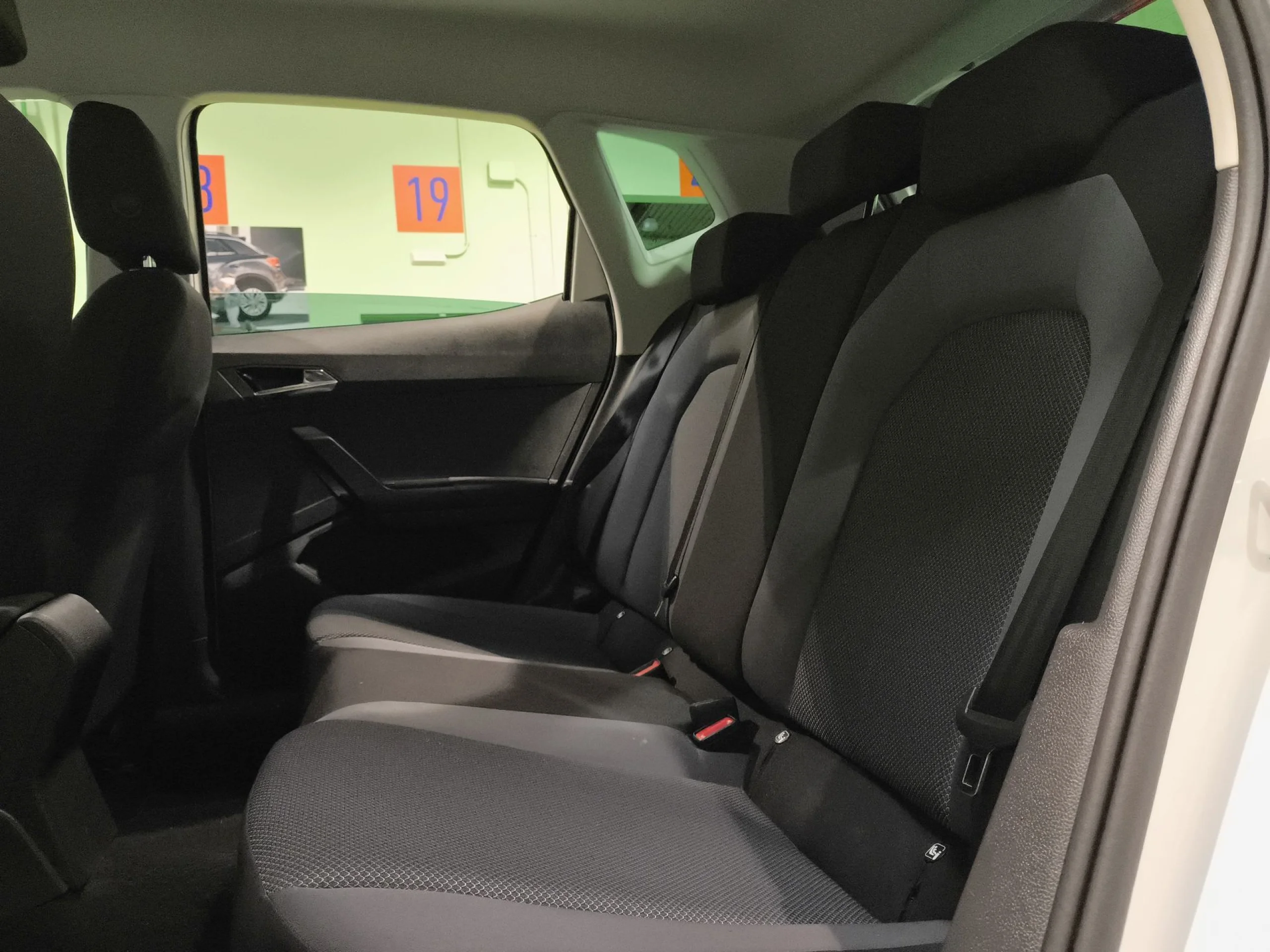 Seat Arona 1.0 TSI Ecomotive SANDS Style 70 kW (95 CV) - Foto 21