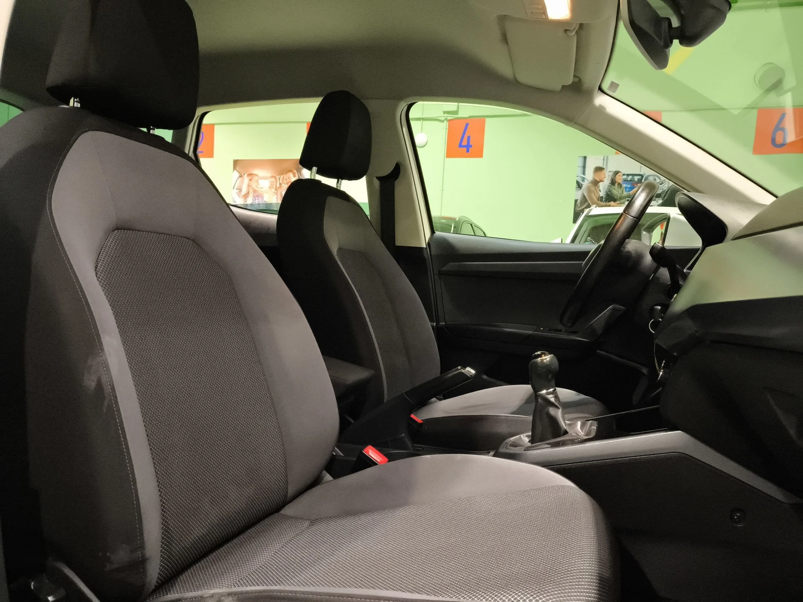 Seat Arona 1.0 TSI Ecomotive SANDS Style 70 kW (95 CV) - Foto 23