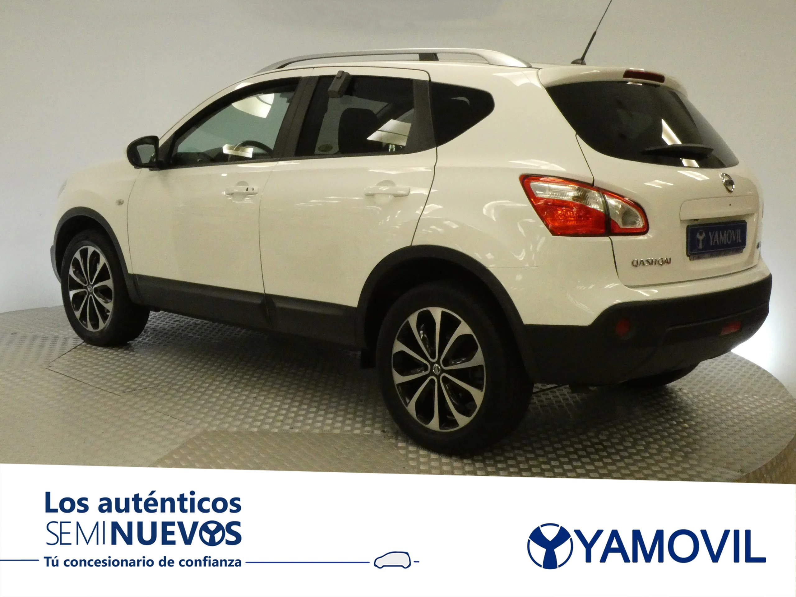 Nissan Qashqai 1.6 DCi TEKNA PREMIUM MAN 4x2 - Foto 4
