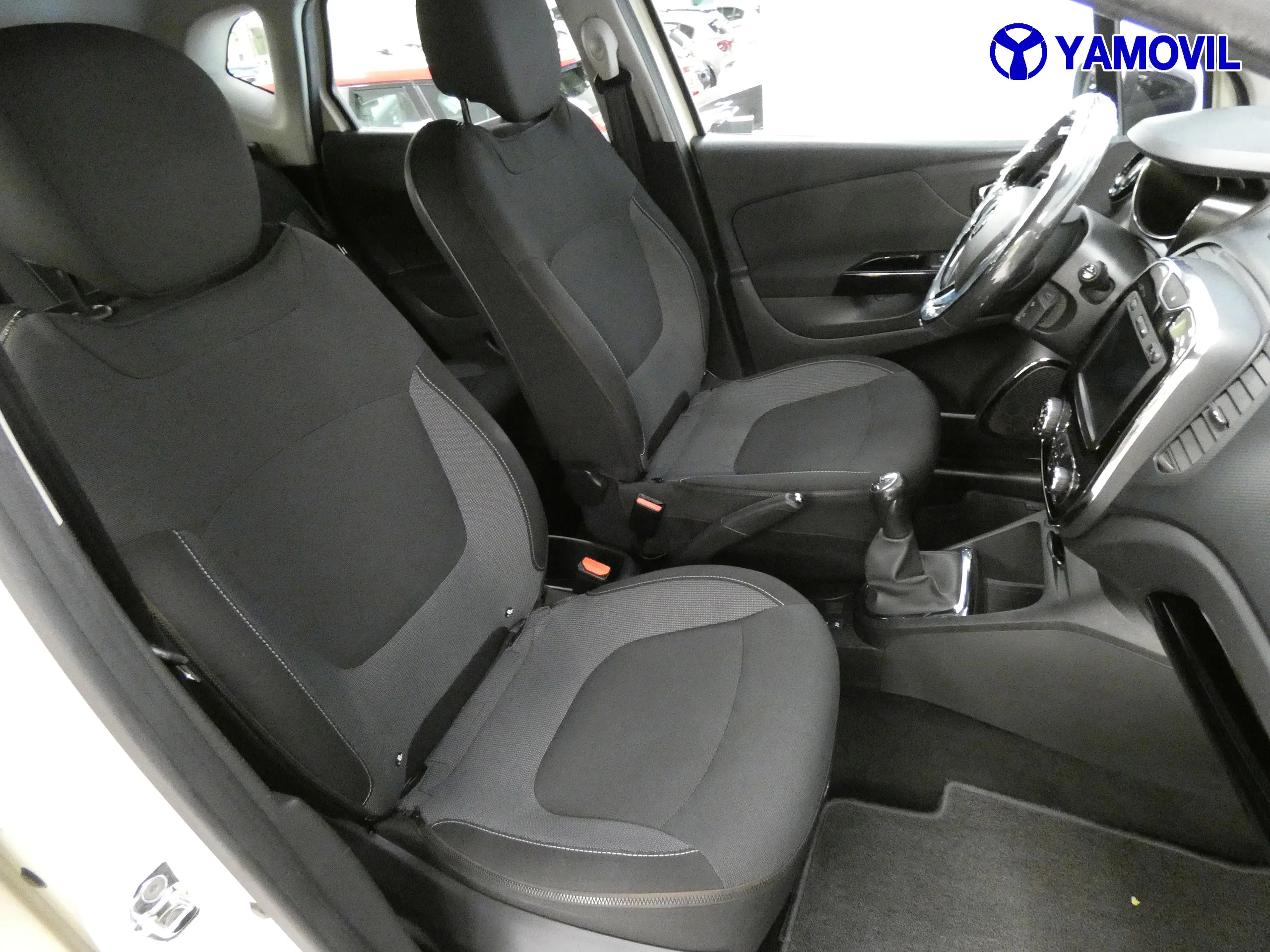 Renault Captur TCe eco2 ENERGY LIFE 5P - Foto 16