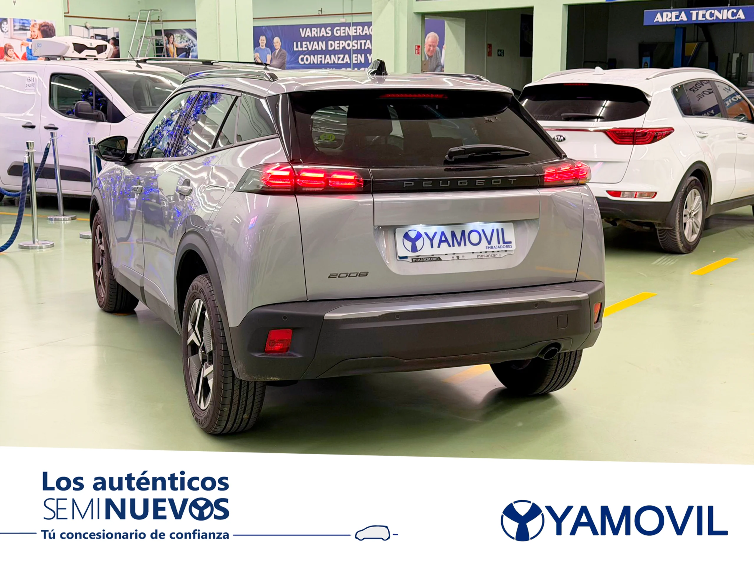 Peugeot 2008 PureTech 100 SANDS Allure 75 kW (100 CV) - Foto 4