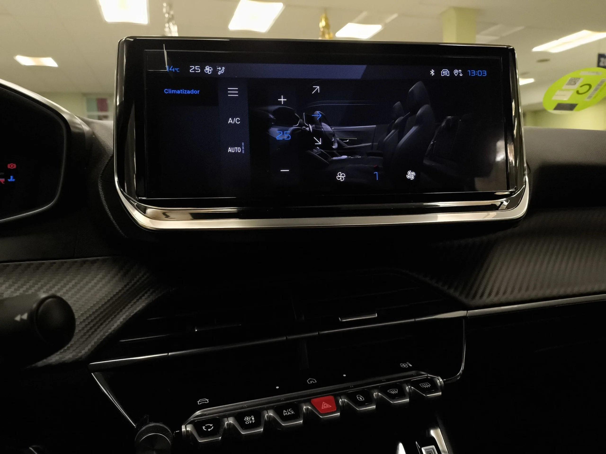 Peugeot 2008 PureTech 100 SANDS Allure 75 kW (100 CV) - Foto 18