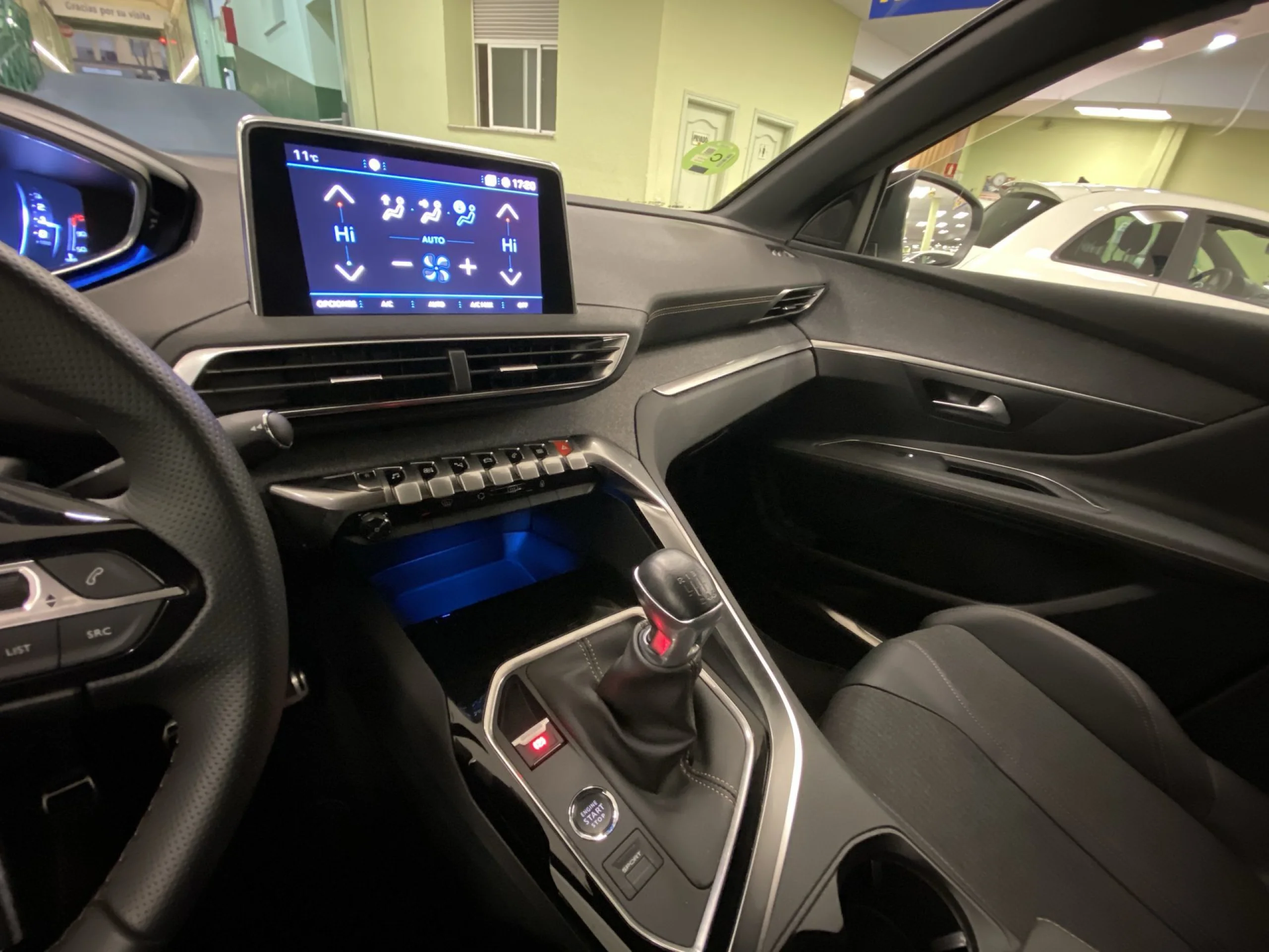 Peugeot 3008 SUV PureTech 130 SANDS GT Line 96 kW (130 CV) - Foto 18