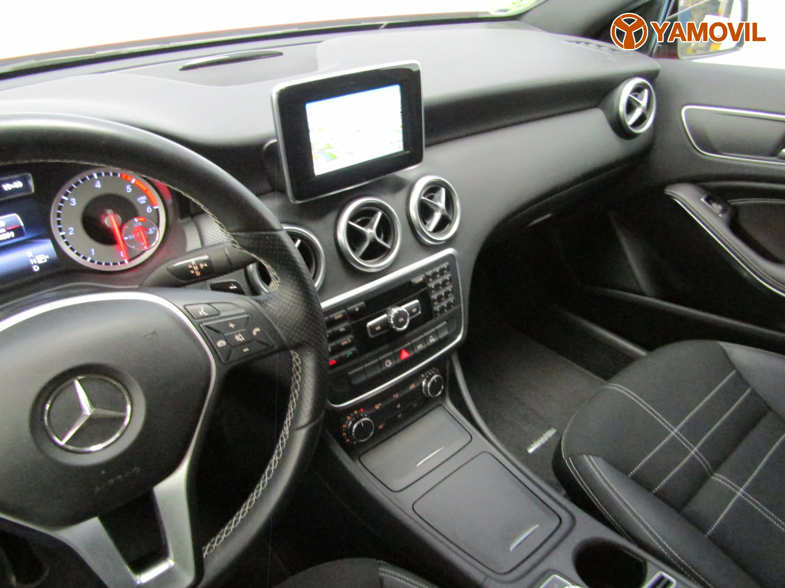 Mercedes-Benz Clase A 200CDI URBAN - Foto 35