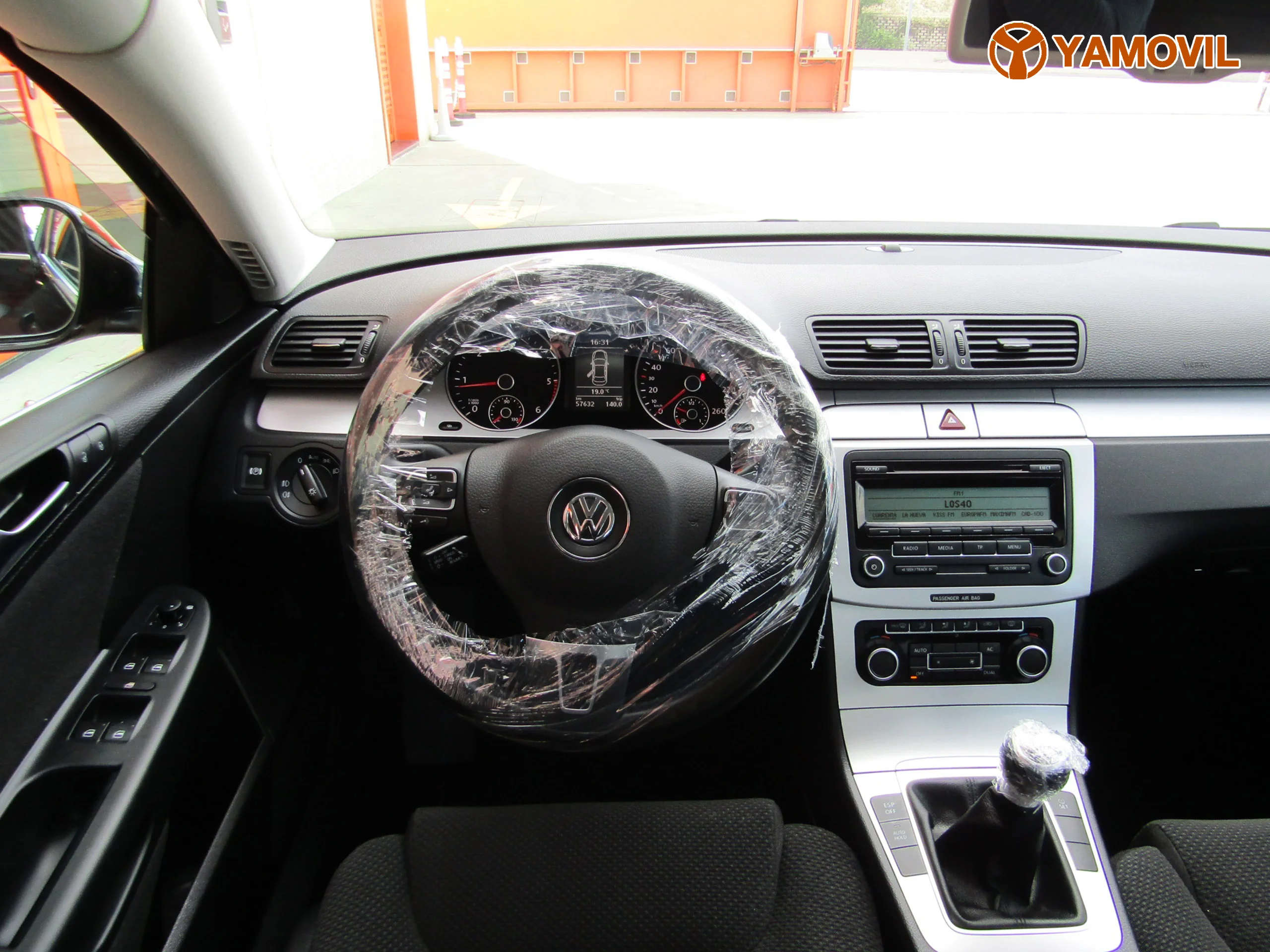 Volkswagen Passat 2.0TDI 140CV HIGHLINE  - Foto 17