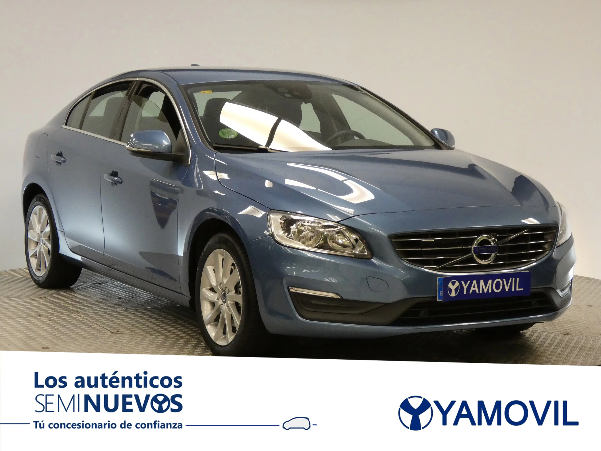 Volvo S60 D3 MOMENTUM AUTO. 5P - Foto 2
