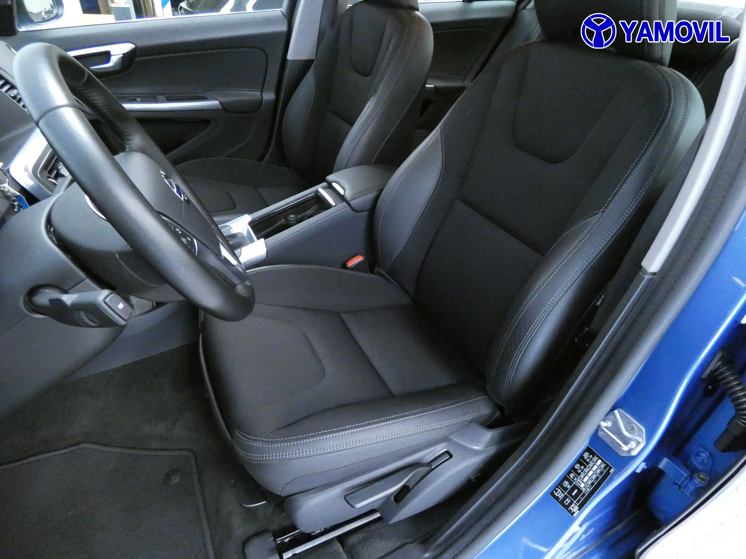 Volvo S60 D3 MOMENTUM AUTO. 5P - Foto 13