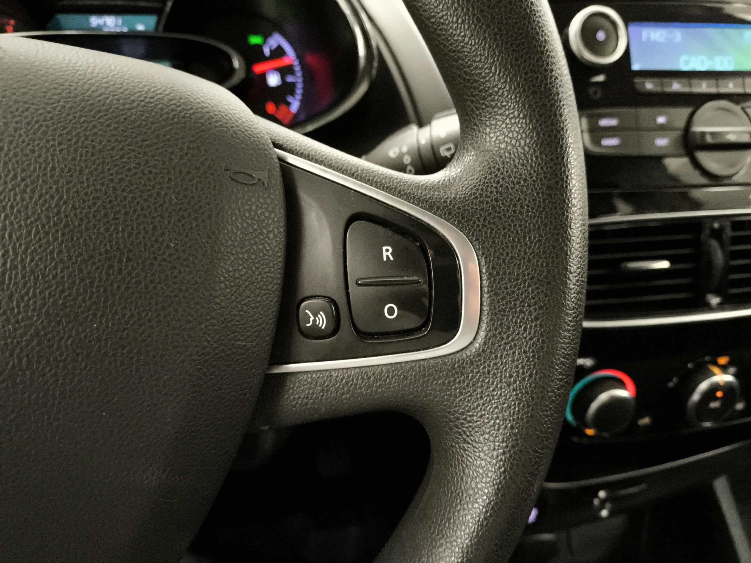 Renault Clio Business Energy TCe 66 kW (90 CV) GLP - Foto 16