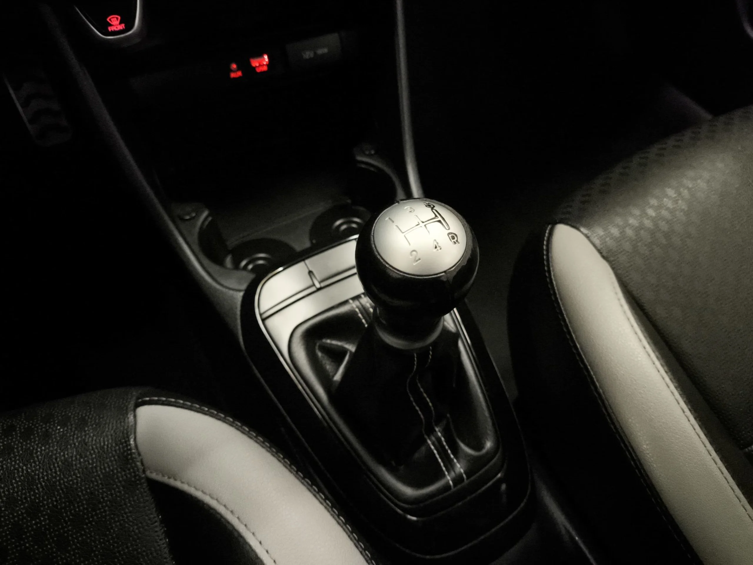 Kia Picanto 1.0 CVVT GT Line 49 kW (67 CV) - Foto 19