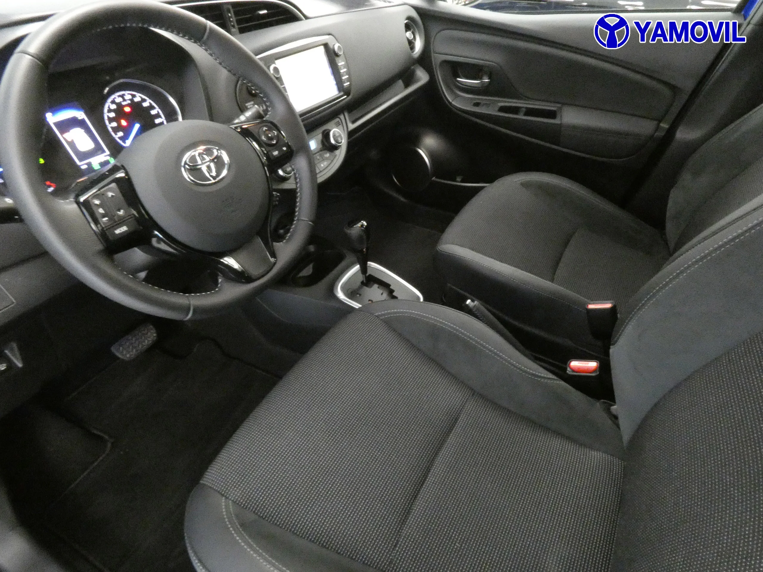 Toyota Yaris 1.5 Hybrid ADVANCE 5P - Foto 18