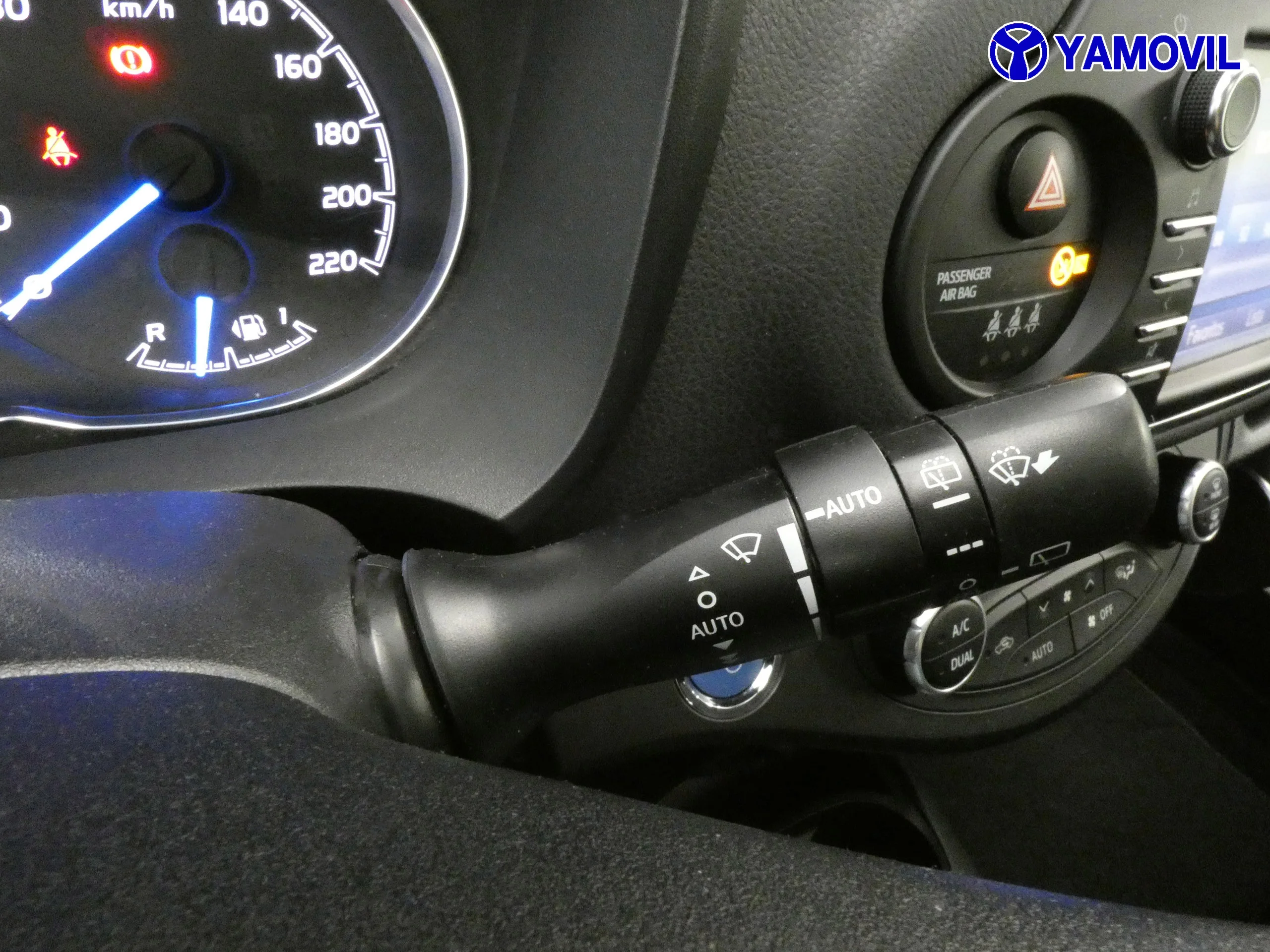 Toyota Yaris 1.5 Hybrid ADVANCE 5P - Foto 30