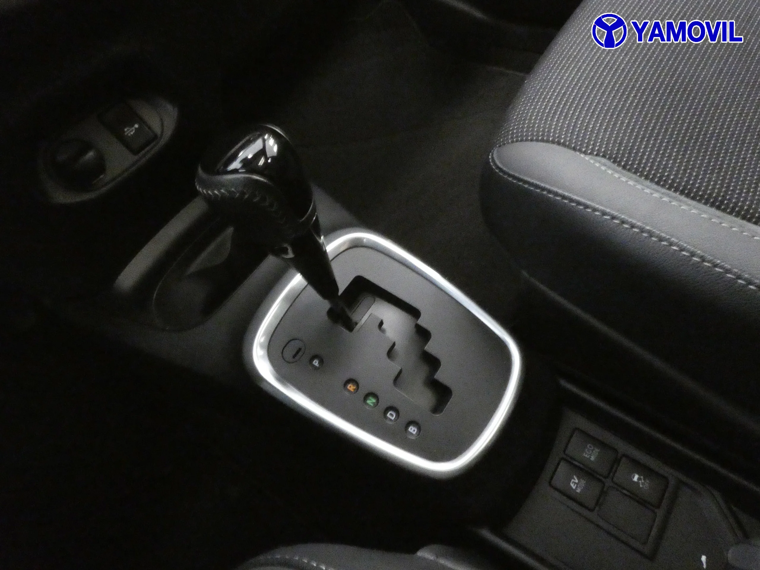 Toyota Yaris 1.5 Hybrid ADVANCE 5P - Foto 42