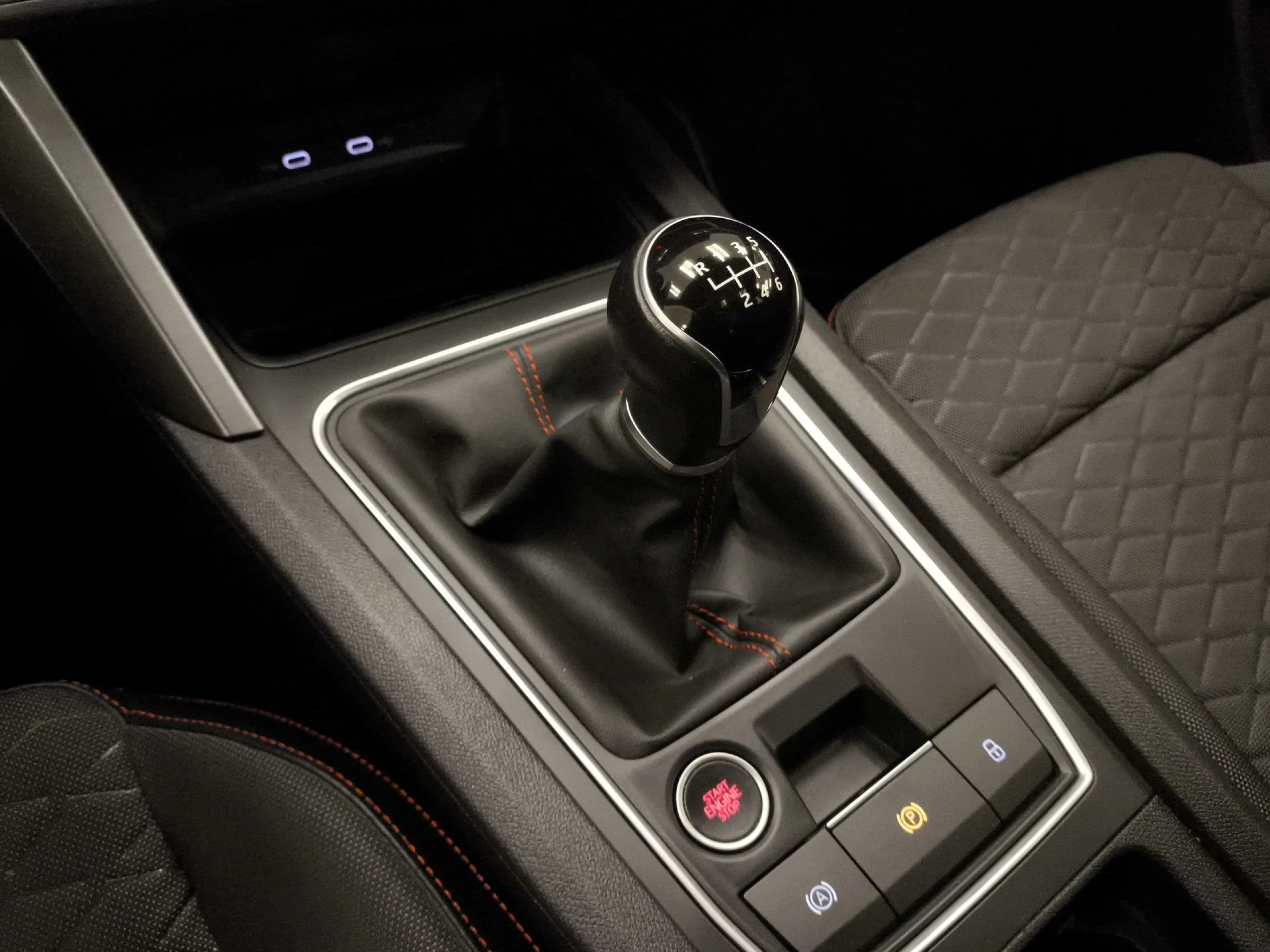 Seat León 1.5 TSI SANDS FR Go L 110 kW (150 CV) - Foto 20