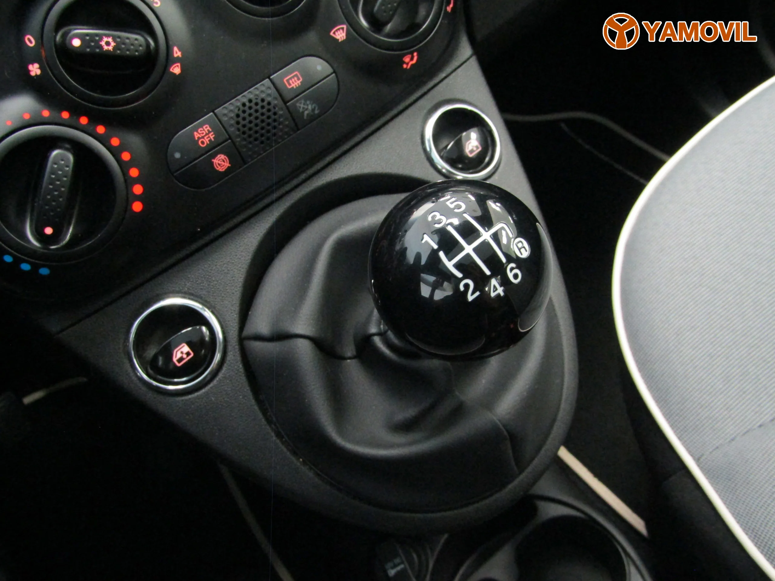 Fiat 500 LOUNGE  HYBRID - Foto 33