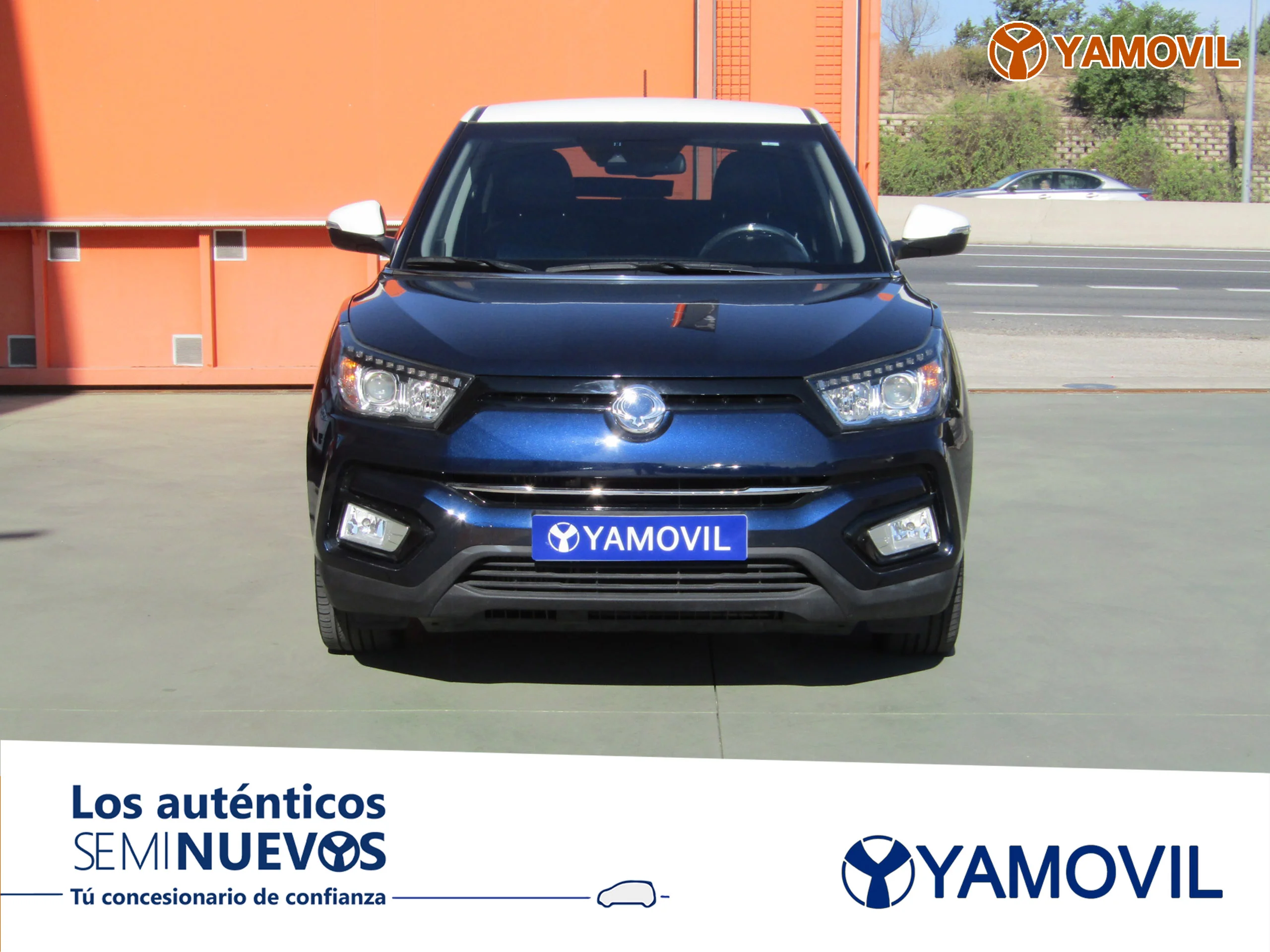 SsangYong Tivoli LIMITED 4X2 - Foto 2