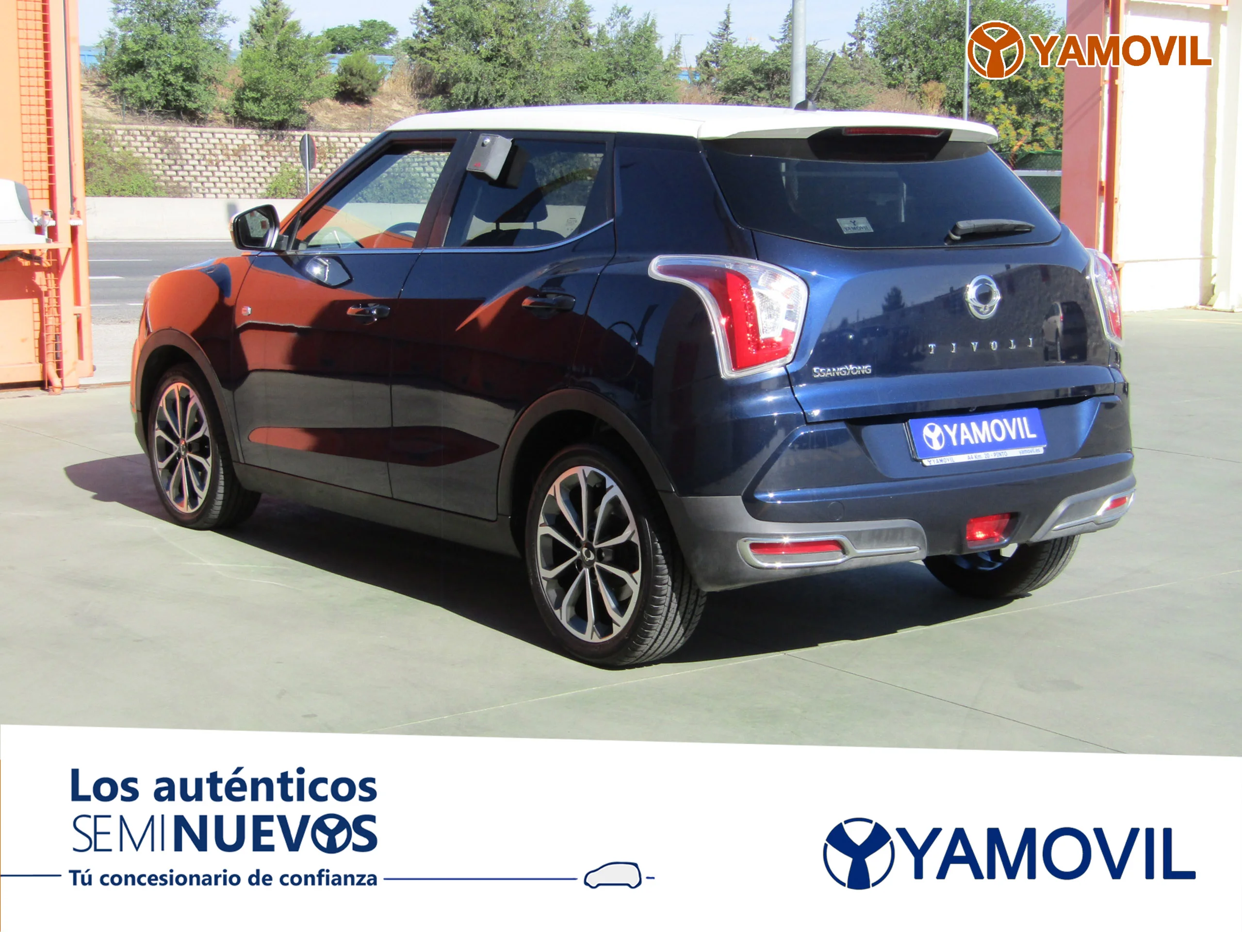 SsangYong Tivoli LIMITED 4X2 - Foto 6