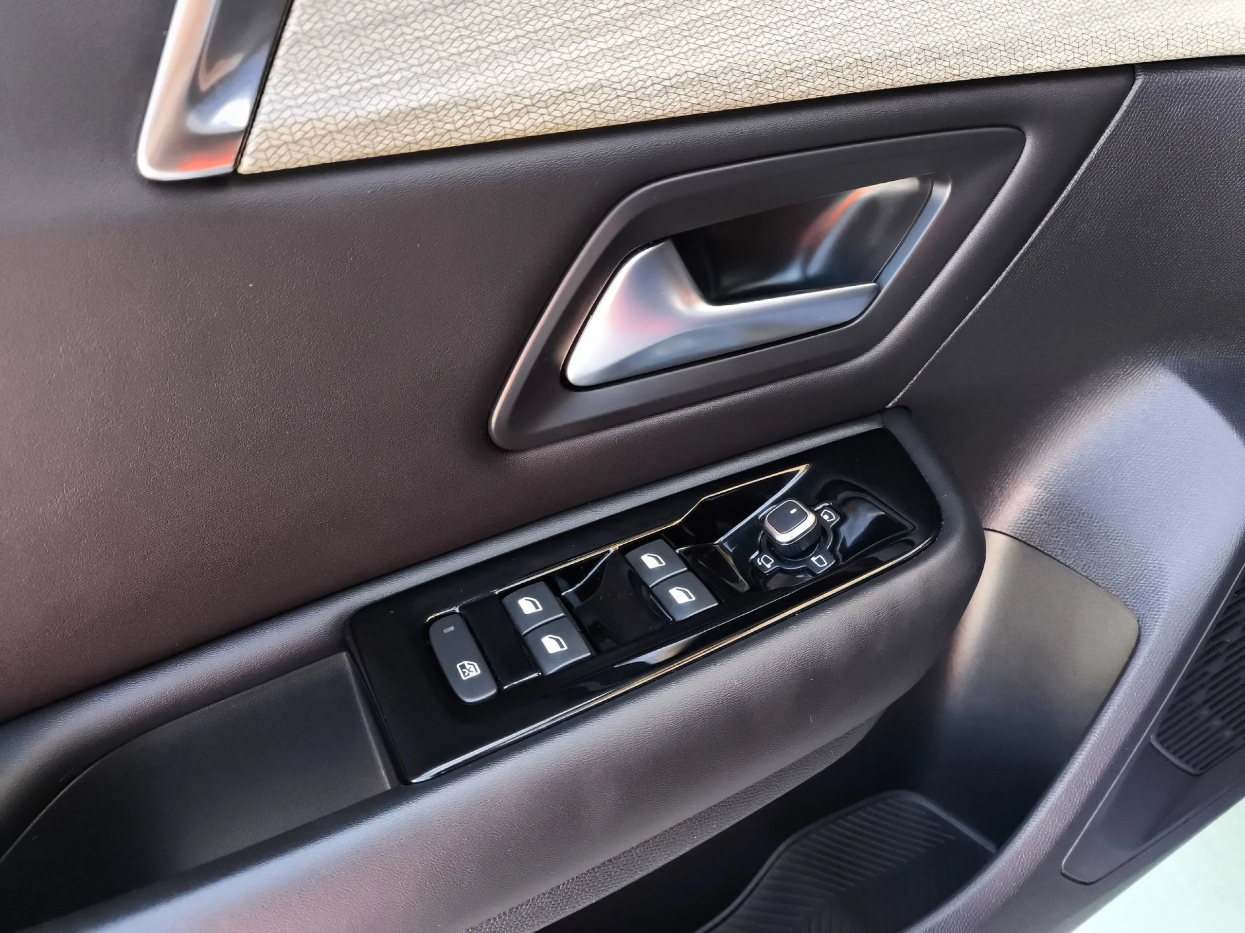 Citroen C5 X Hybrid 225 Shine e-EAT8 165 kW (225 CV) - Foto 10