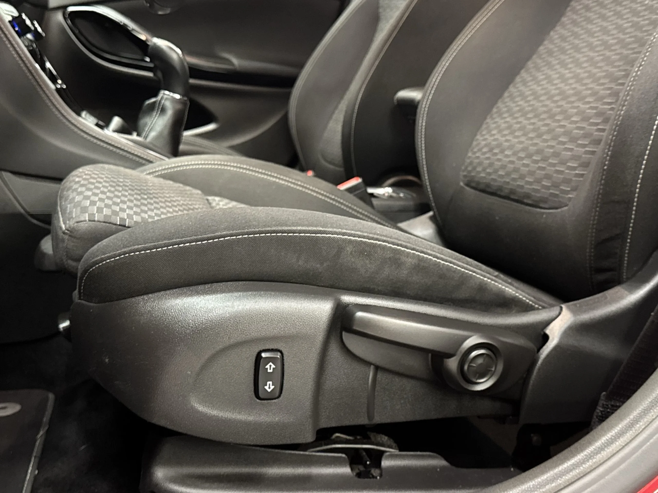 Opel Astra 1.4 Turbo GSi Line 110 kW (150 CV) - Foto 9