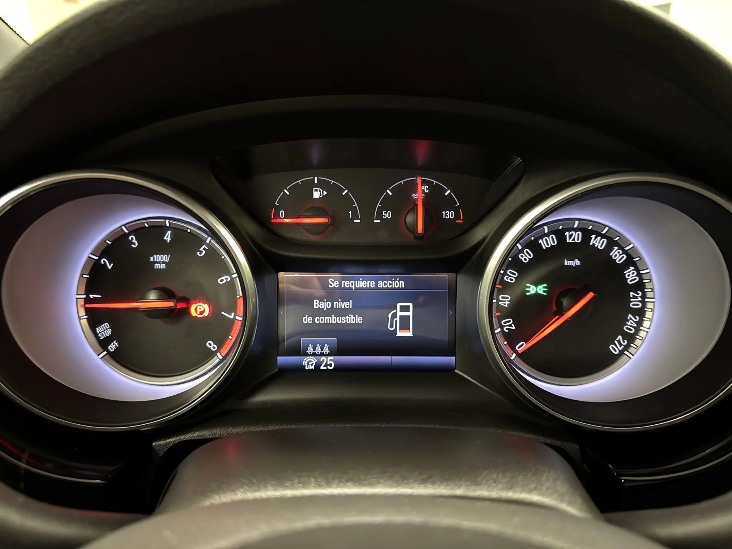 Opel Astra 1.4 Turbo GSi Line 110 kW (150 CV) - Foto 14