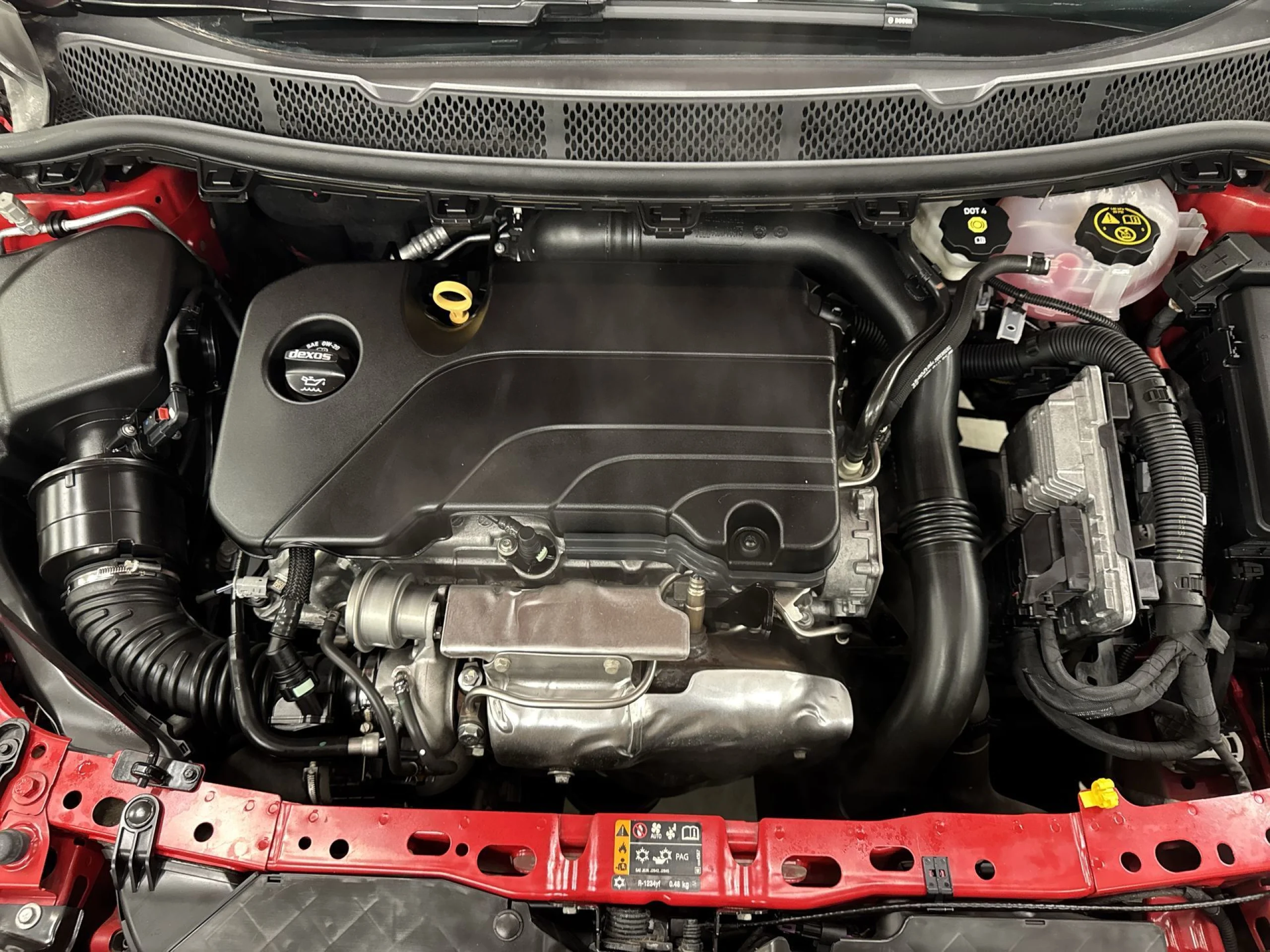 Opel Astra 1.4 Turbo GSi Line 110 kW (150 CV) - Foto 24