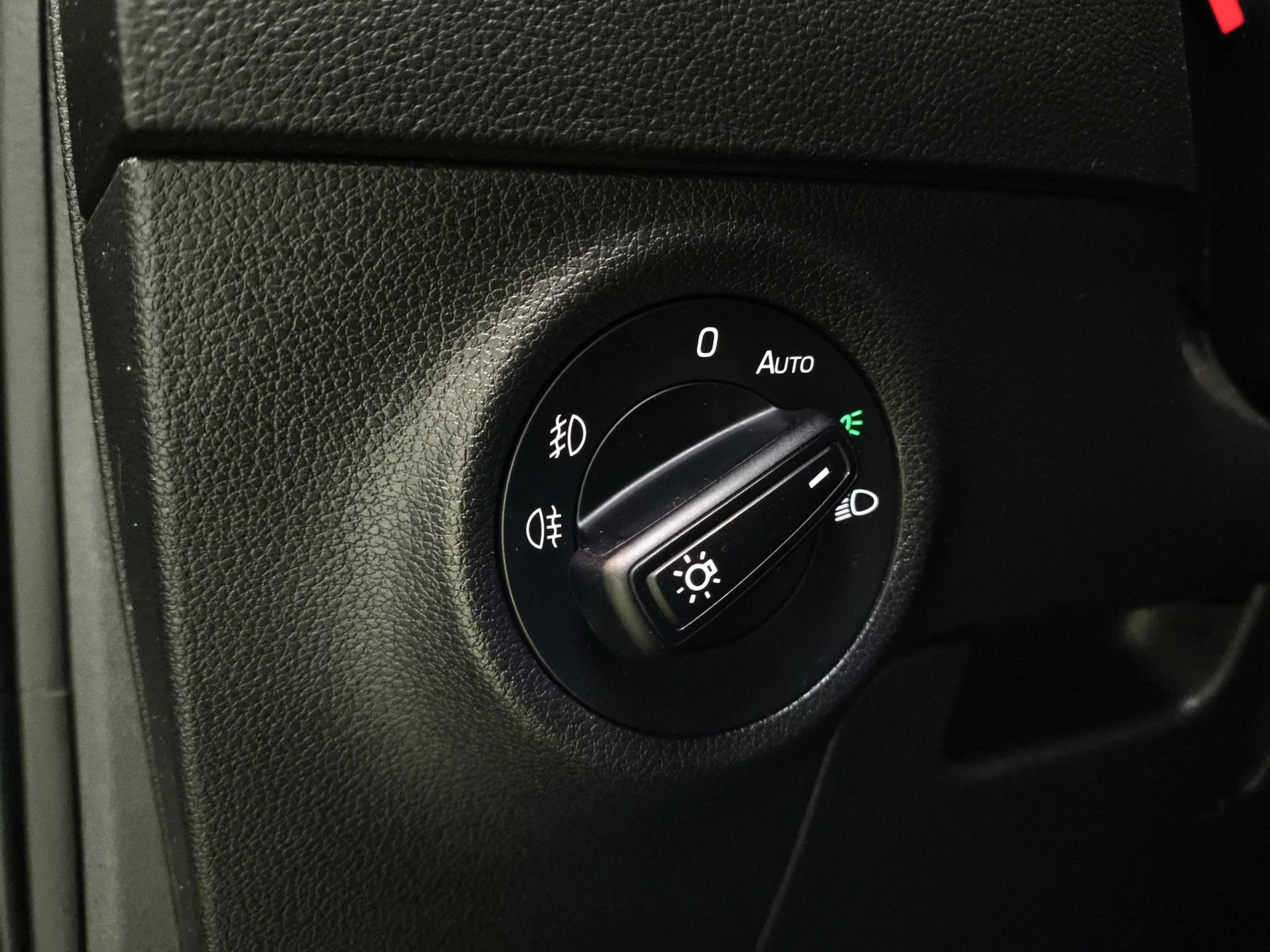 Skoda Karoq 1.5 TSI ACT Sportline 110 kW (150 CV) - Foto 12