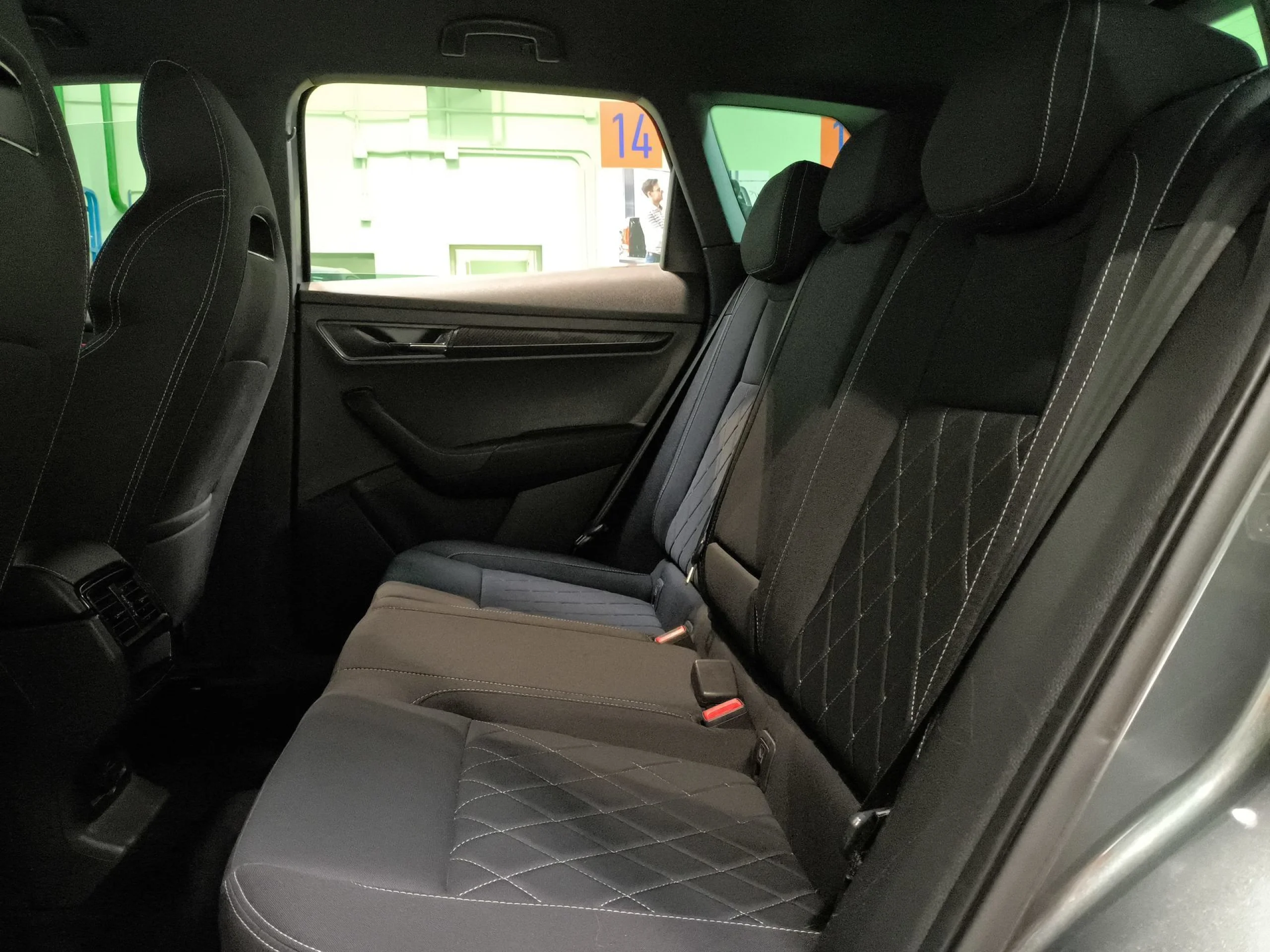 Skoda Karoq 1.5 TSI ACT Sportline 110 kW (150 CV) - Foto 26