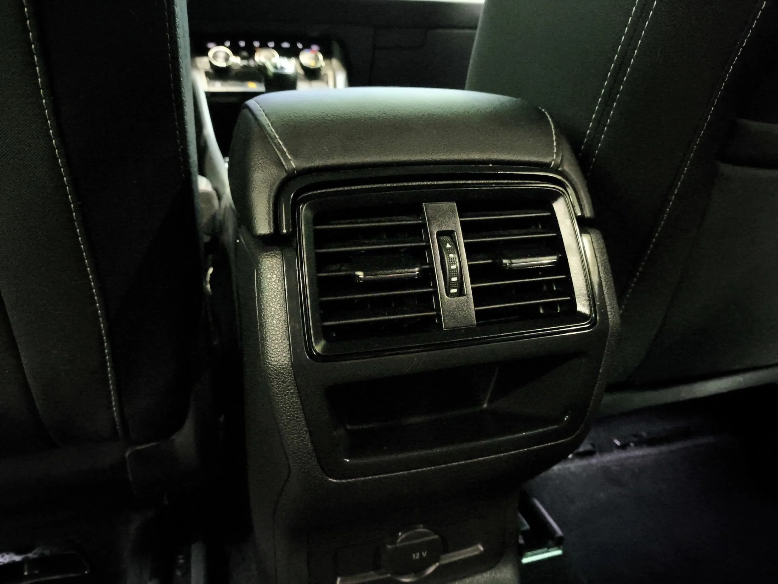 Skoda Karoq 1.5 TSI ACT Sportline 110 kW (150 CV) - Foto 28
