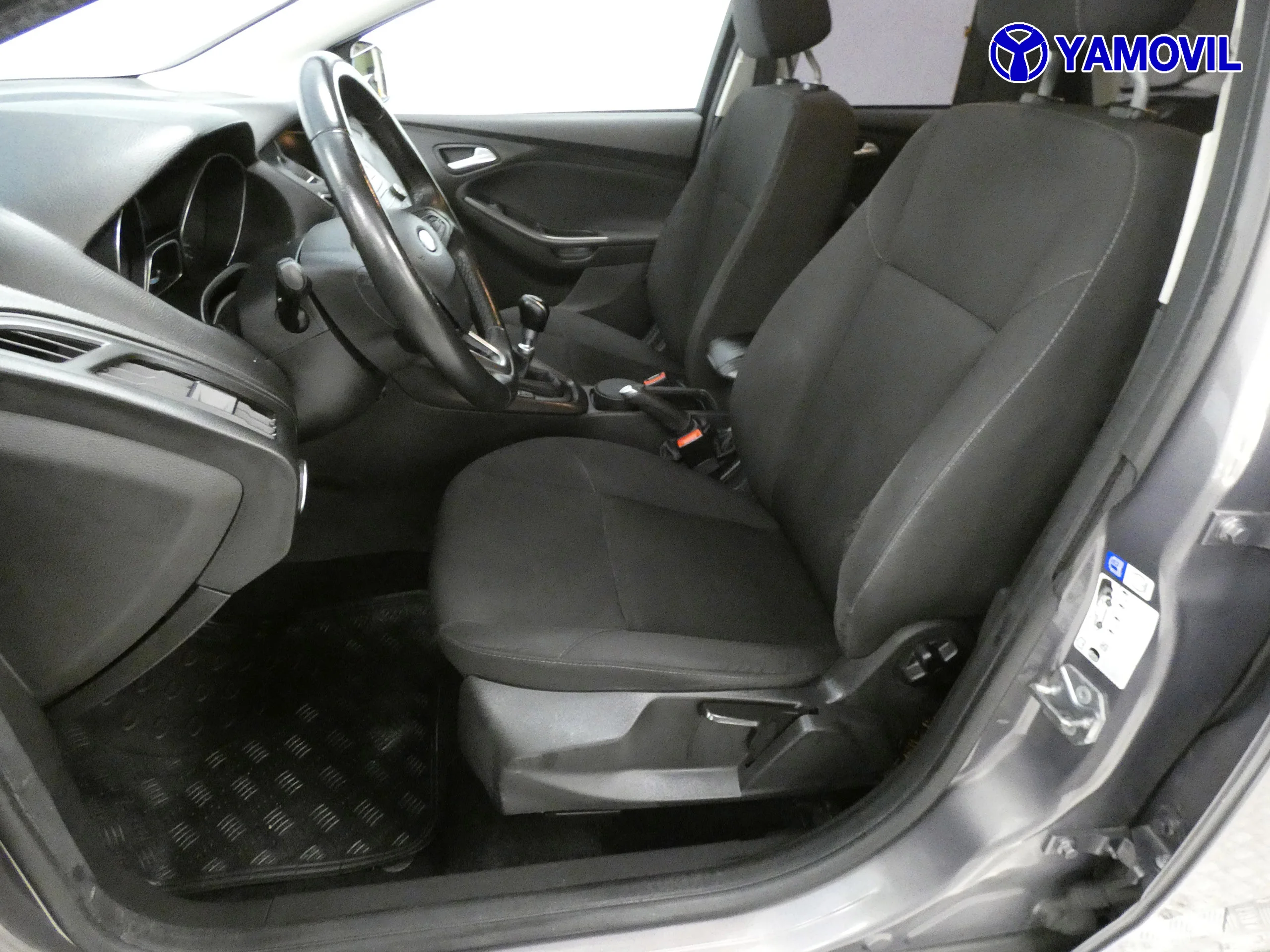 Ford Focus 1.5TDCI TREND  - Foto 18