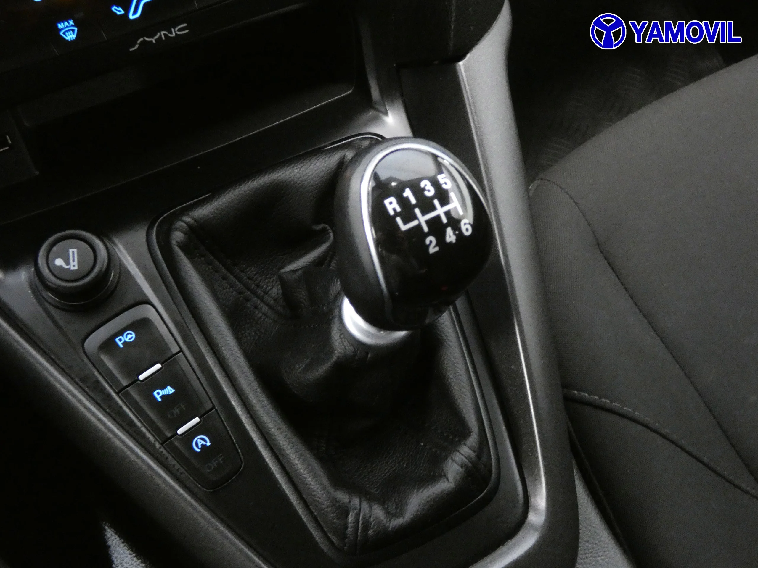 Ford Focus 1.5TDCI TREND  - Foto 36