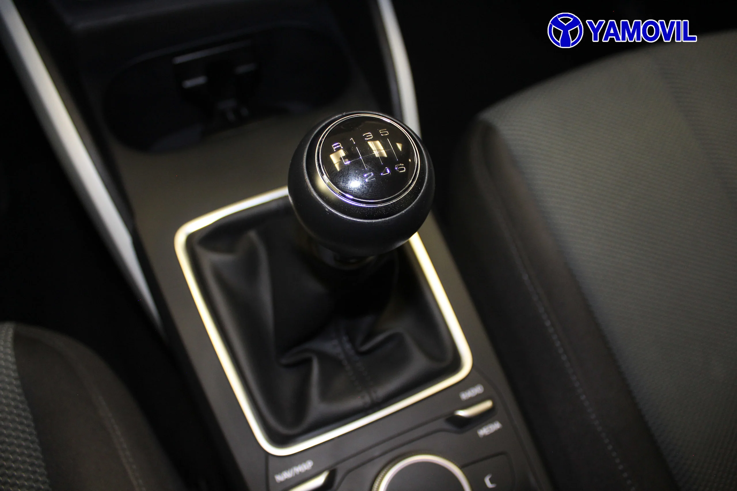 Audi Q2 design 30 TDI 85 kW (116 CV) - Foto 32