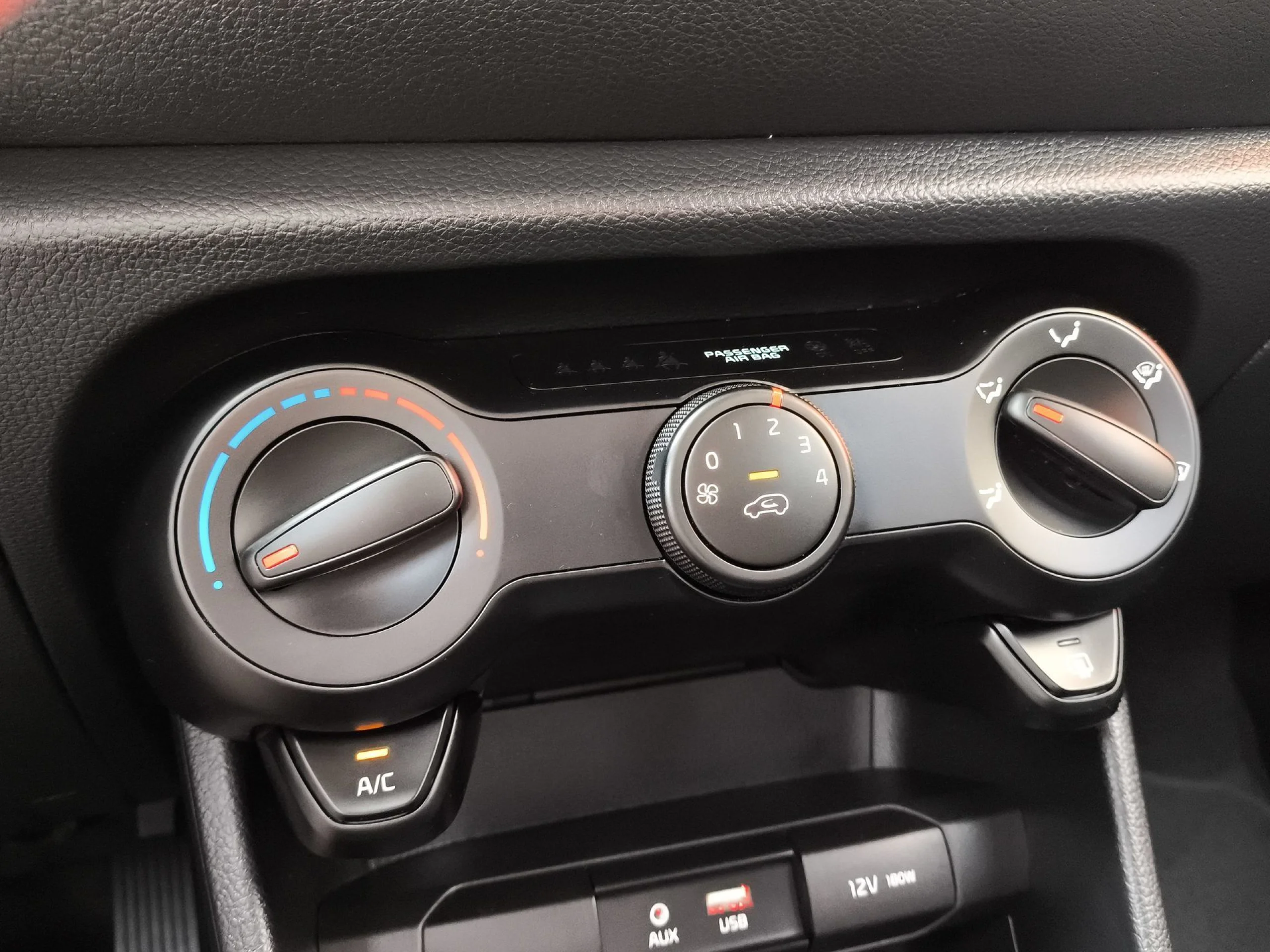 Kia Picanto 1.0 CVVT Concept 49 kW (67 CV) - Foto 19