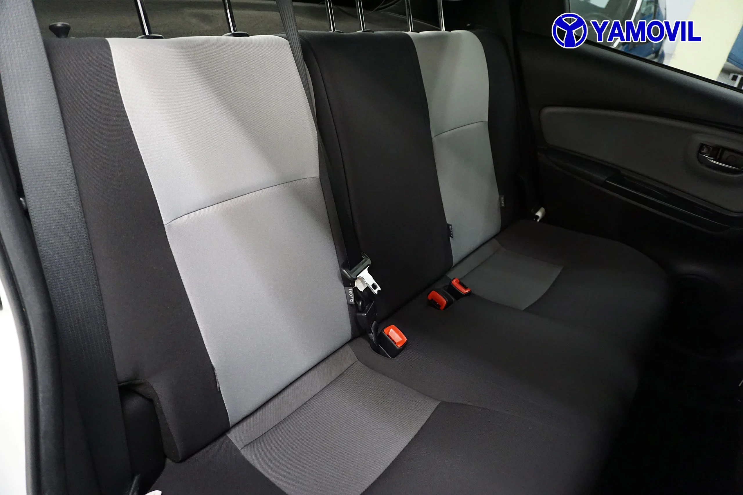 Toyota Yaris 1.3I MULTIDRIVE FEEL 5P - Foto 16