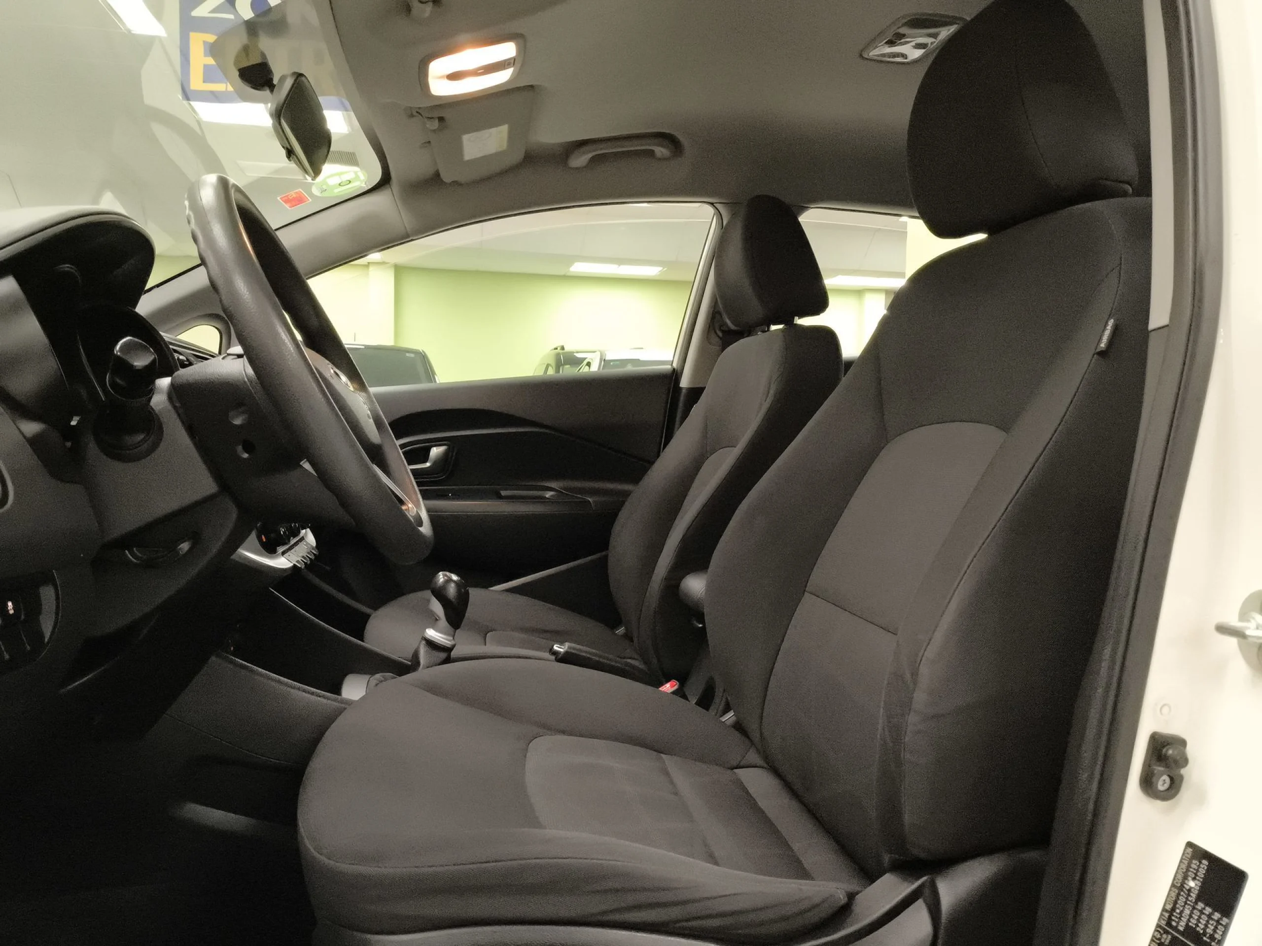 Kia Rio 1.1 CRDi WGT Concept 55 kW (75 CV) - Foto 8