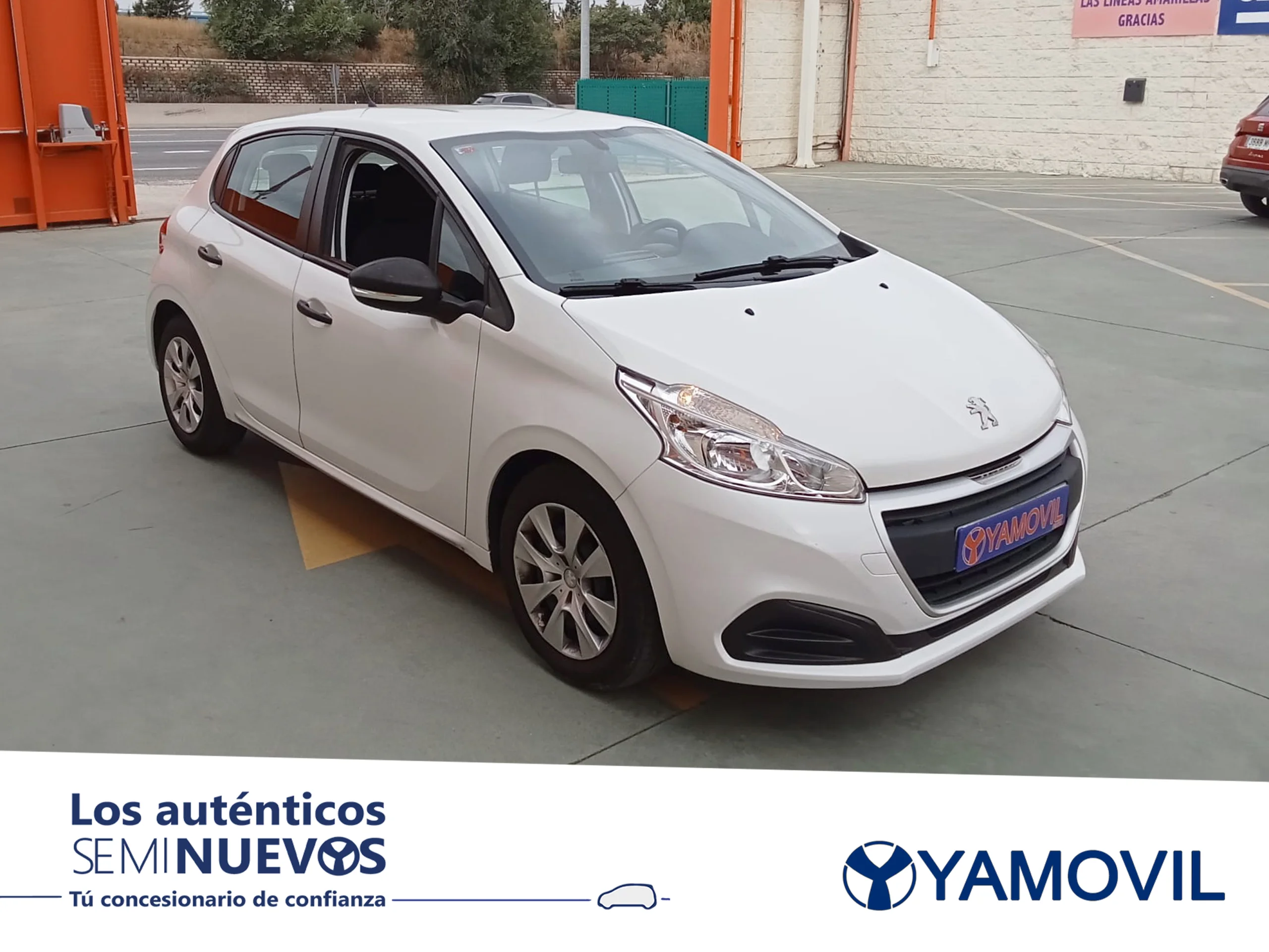 Peugeot 208 1.6 BlueHDi Access 55 kW (75 CV) - Foto 3