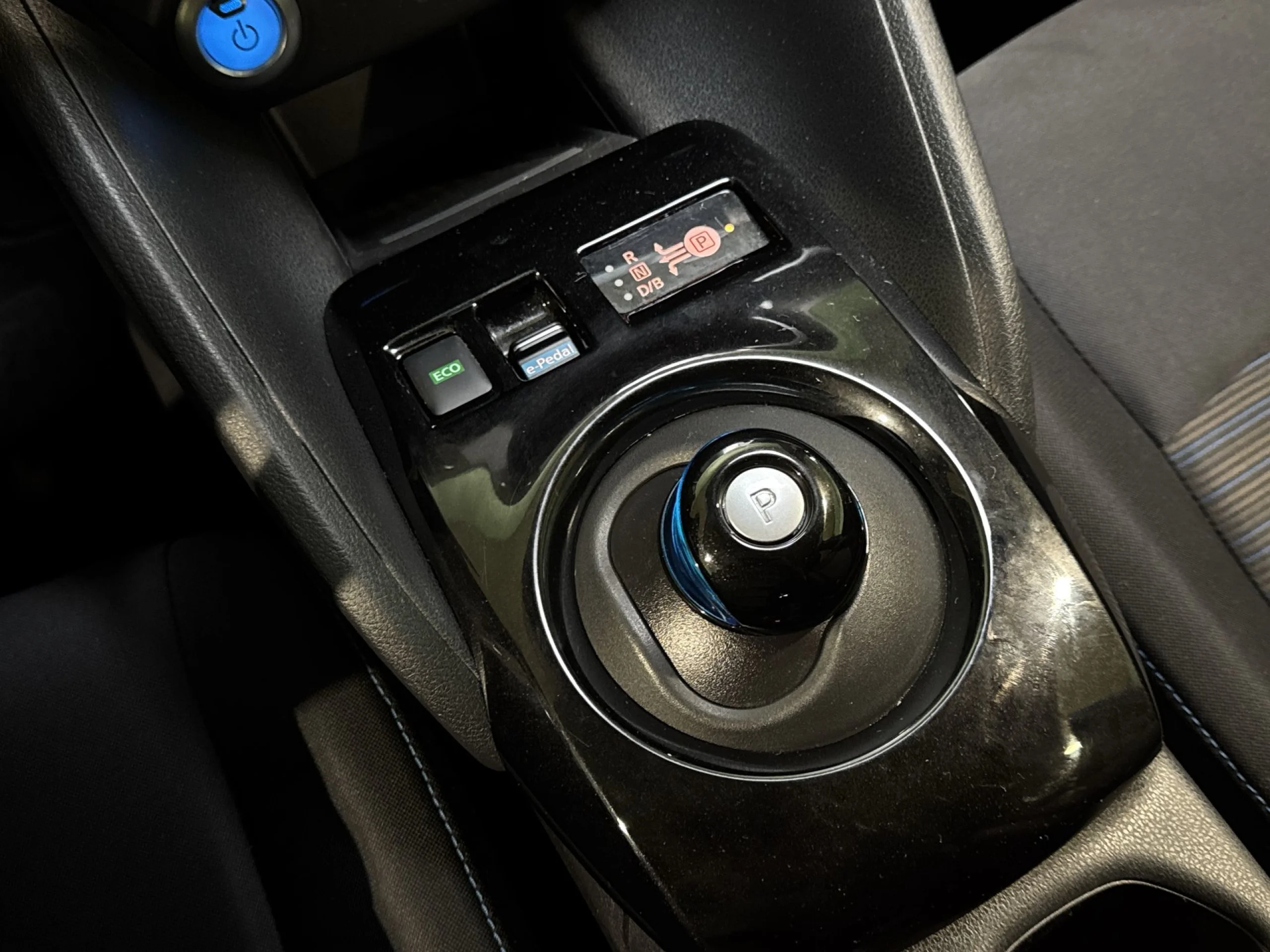 Nissan Leaf 40kWh N-Connecta 110 kW (150 CV) - Foto 20