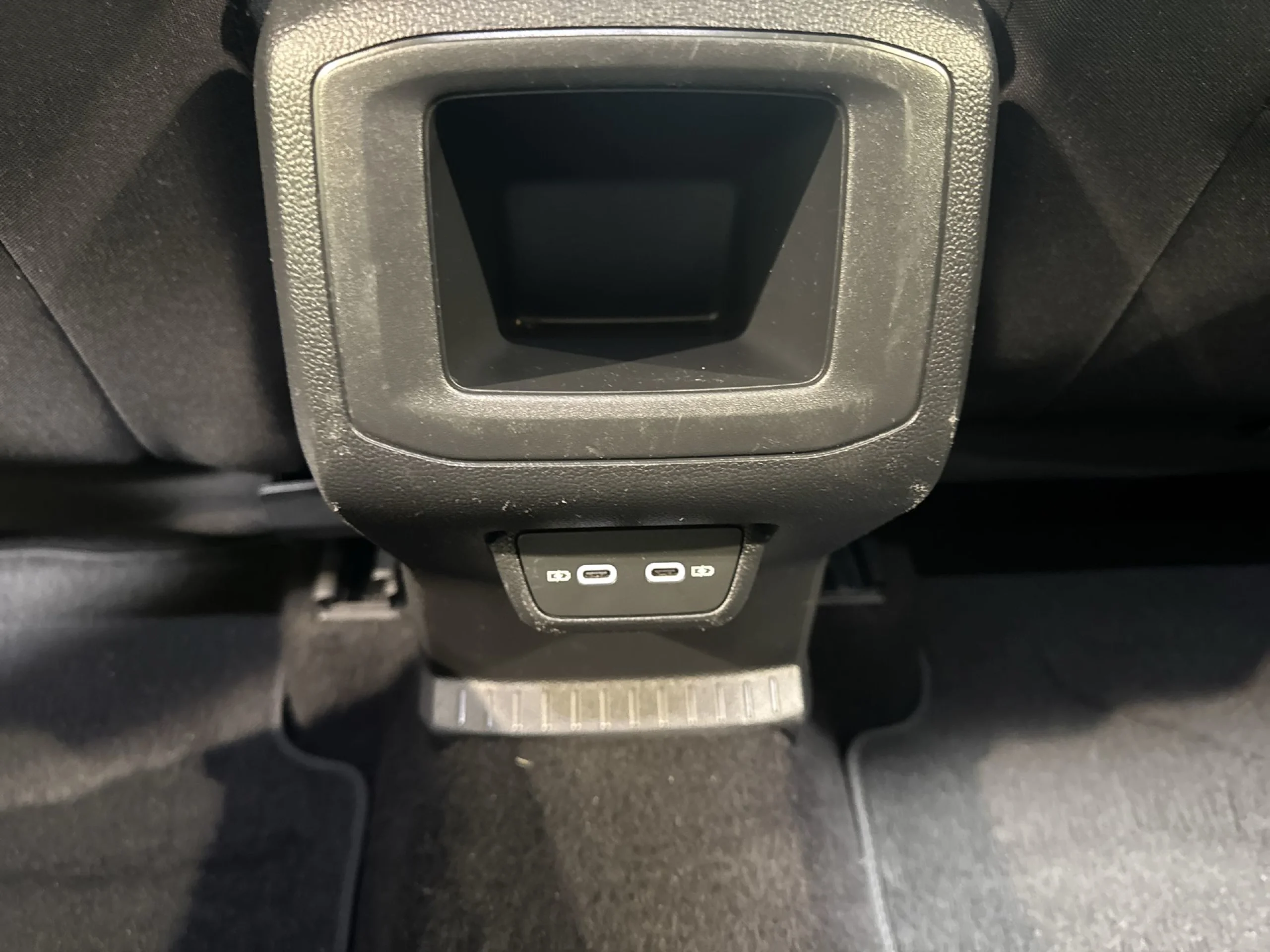 Volkswagen T-Cross Sport 1.0 TSI 81 kW (110 CV) DSG - Foto 31