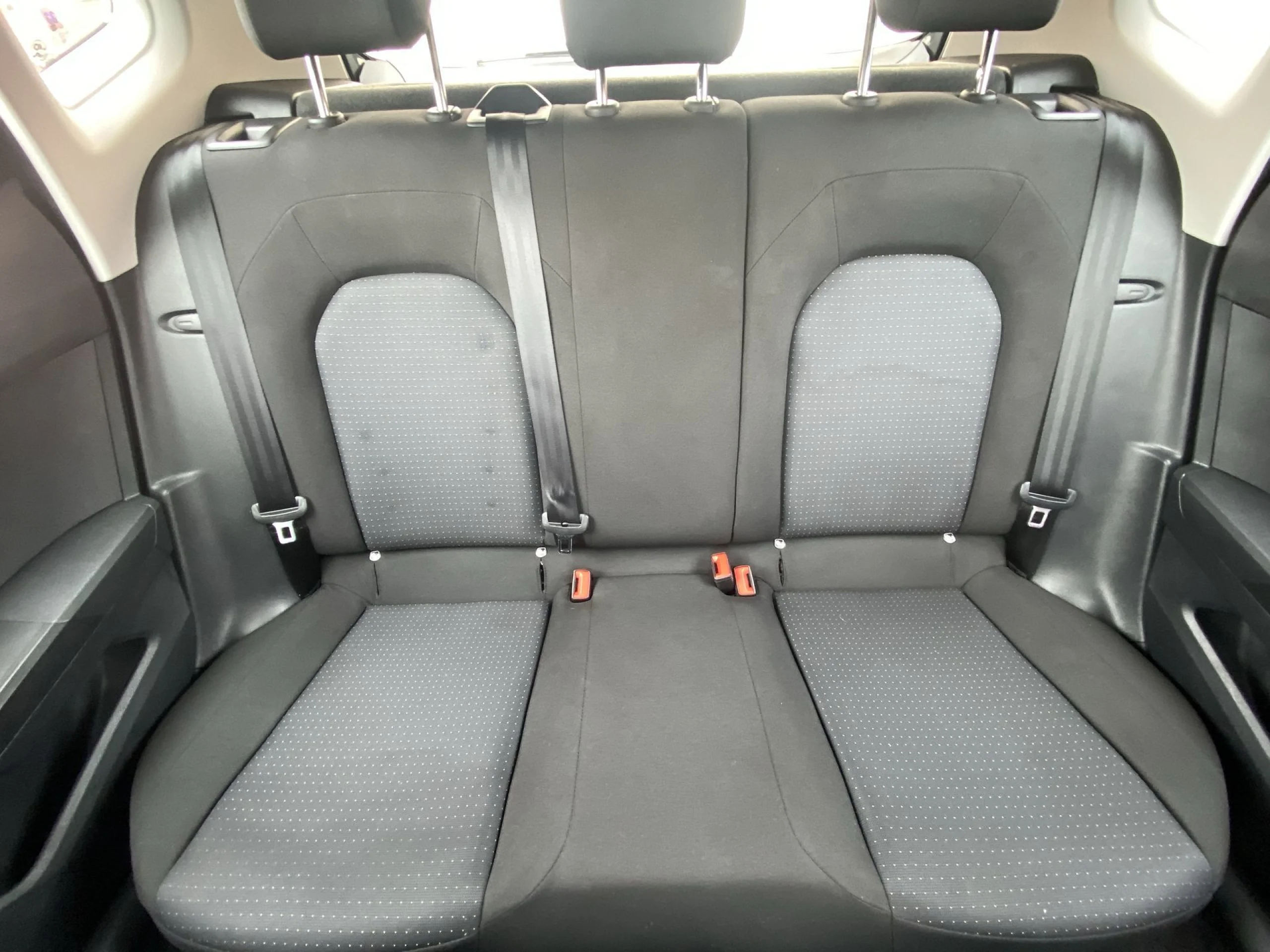 Seat Arona 1.0 TSI SANDS Style DSG 81 kW (110 CV) - Foto 18