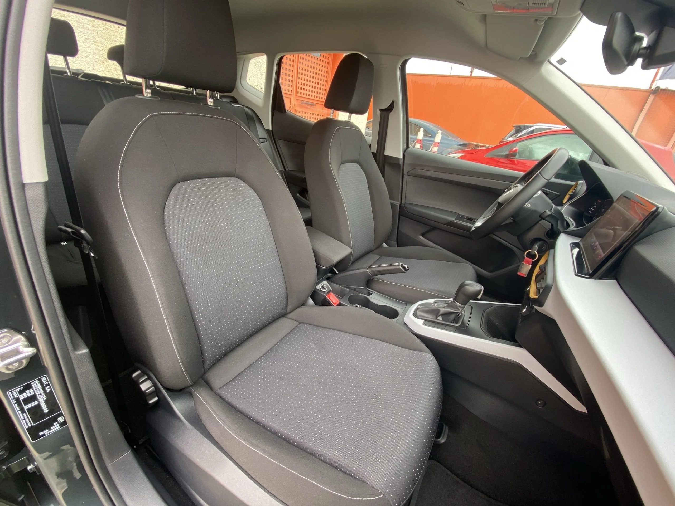 Seat Arona 1.0 TSI SANDS Style DSG 81 kW (110 CV) - Foto 20