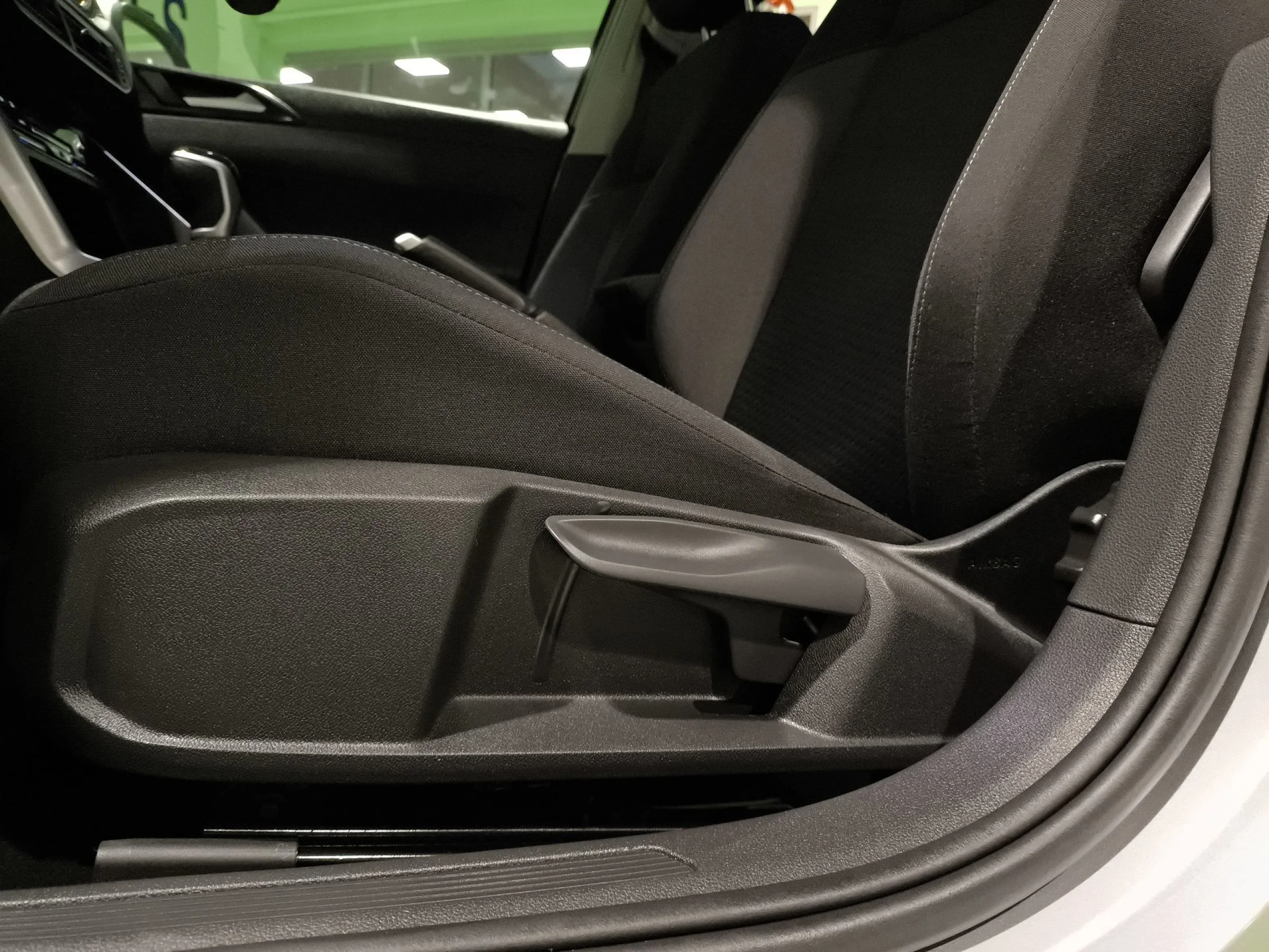 Volkswagen Taigo Life 1.0 TSI 85 kW (115 CV) DSG - Foto 9