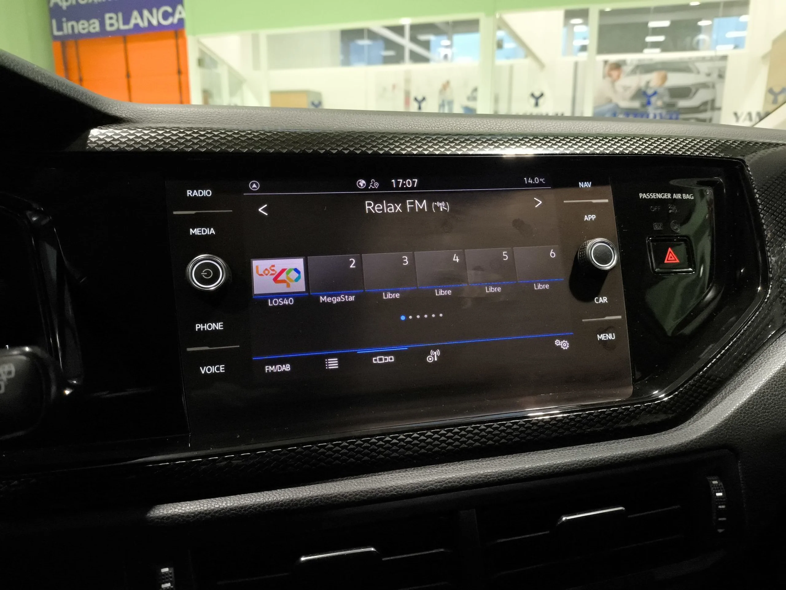 Volkswagen Taigo Life 1.0 TSI 85 kW (115 CV) DSG - Foto 15