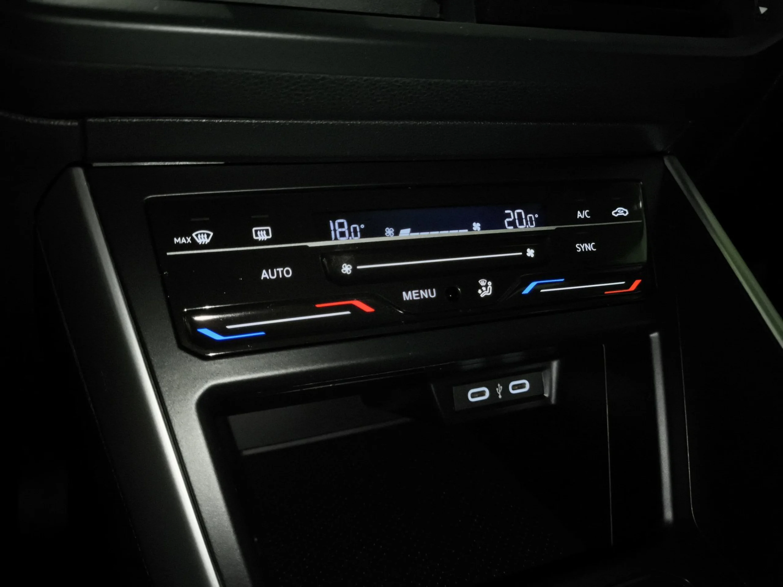 Volkswagen Taigo Life 1.0 TSI 85 kW (115 CV) DSG - Foto 17