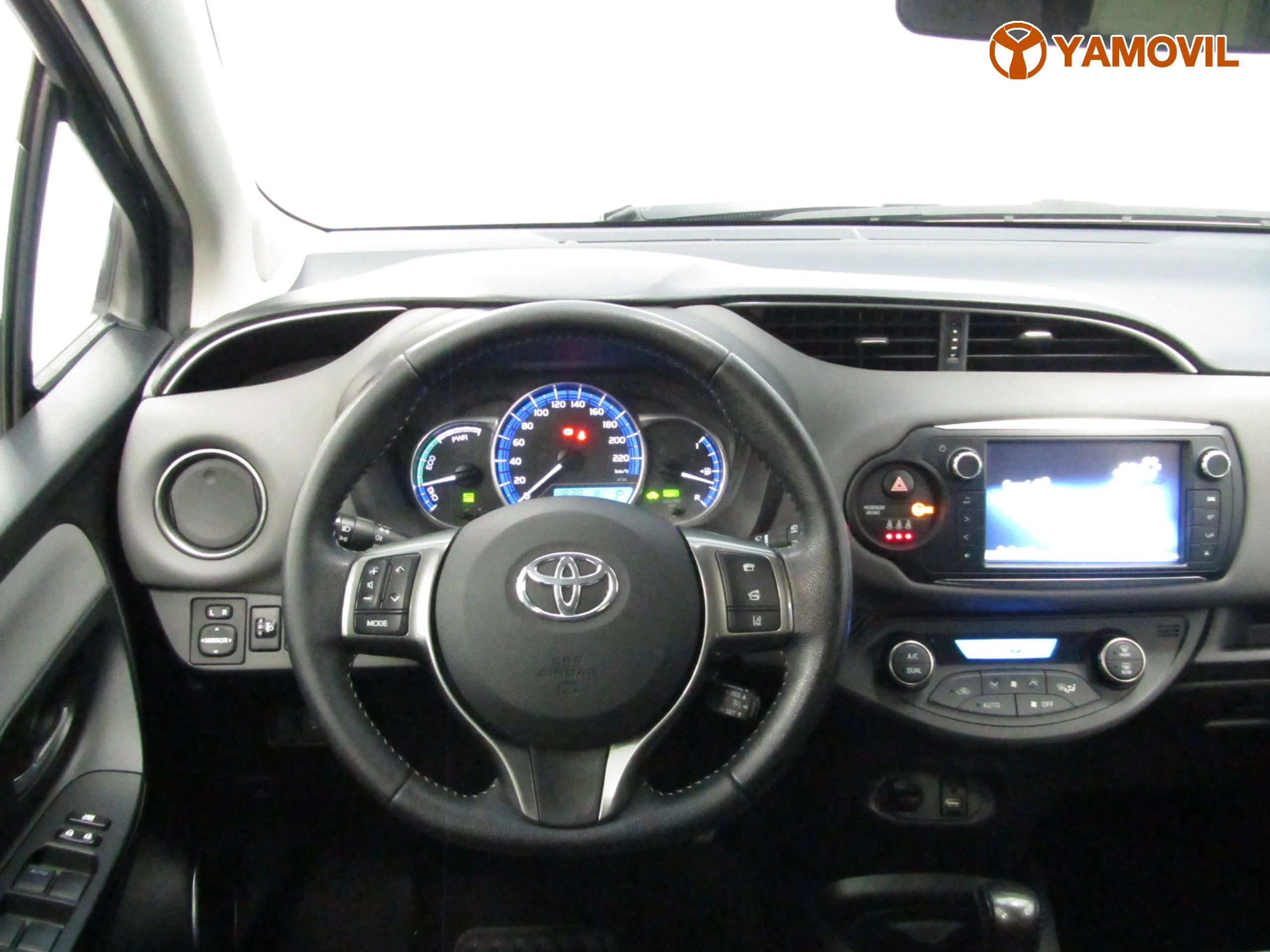 Toyota Yaris 1.5 HYBRID ACTIVE - Foto 17