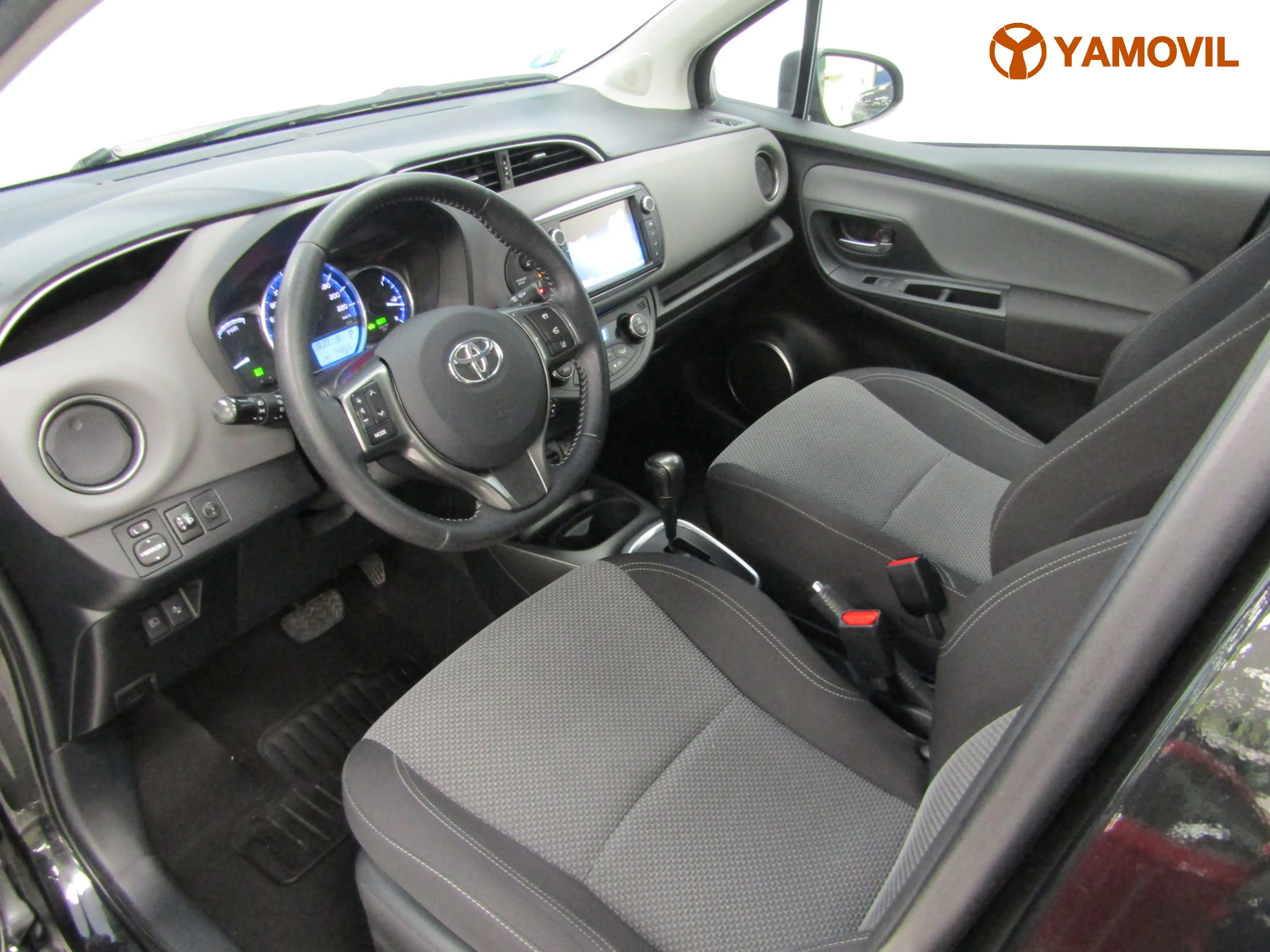 Toyota Yaris 1.5 HYBRID ACTIVE - Foto 19