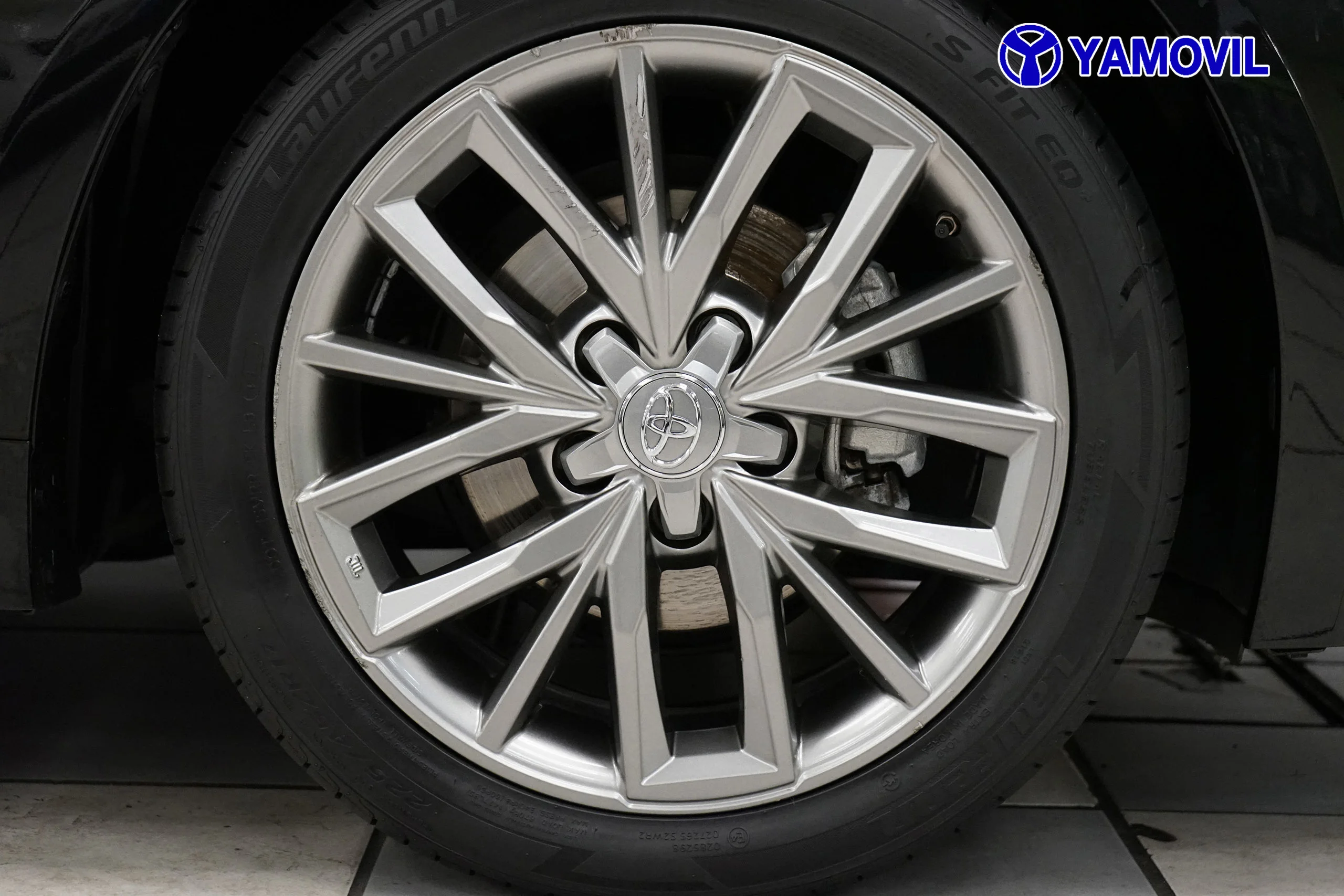 Toyota Corolla 180H Advance E-CVT 132 kW (180 CV) - Foto 9