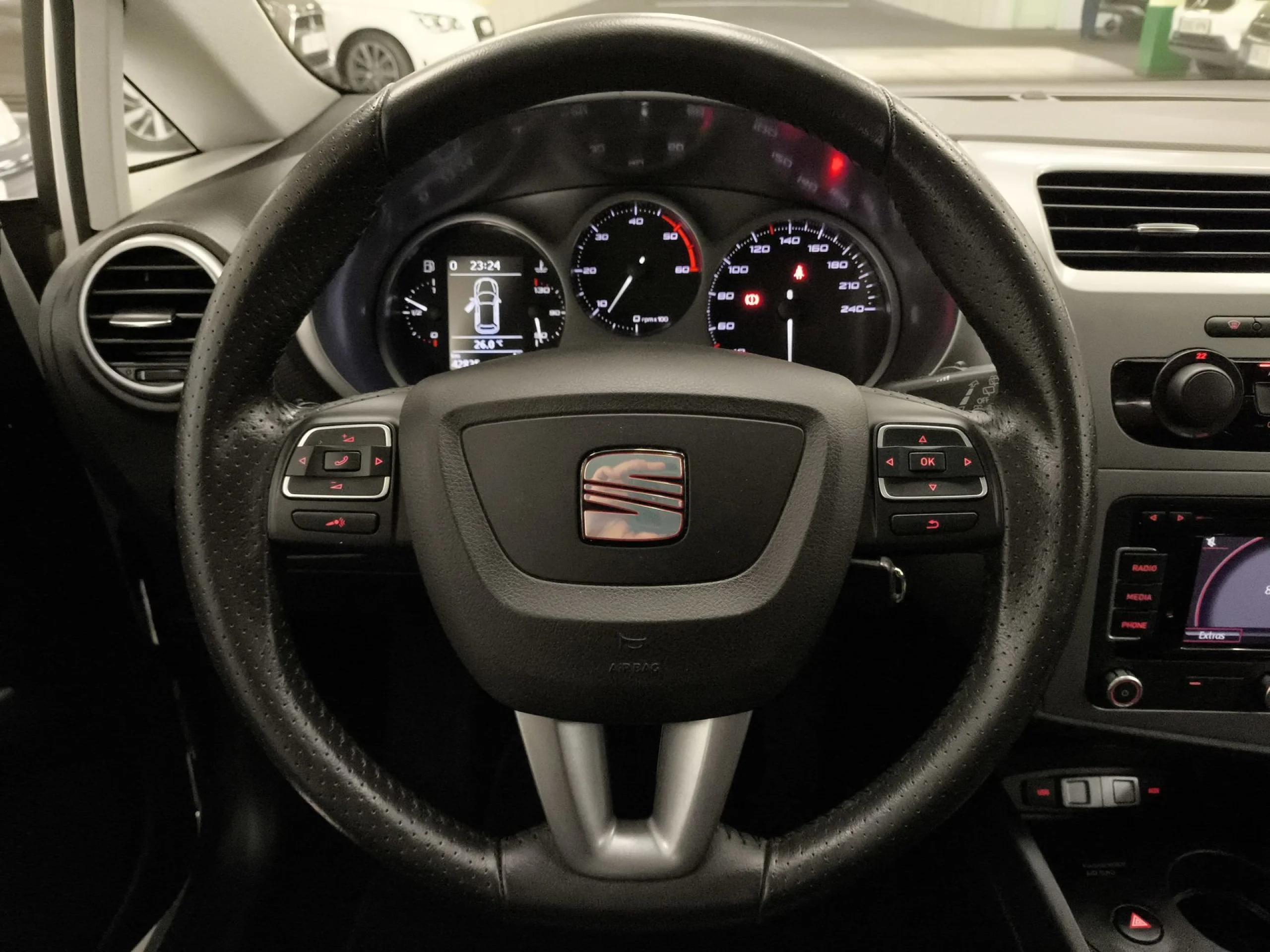 Seat León 1.6 TDI Style 77 kW (105 CV) - Foto 13