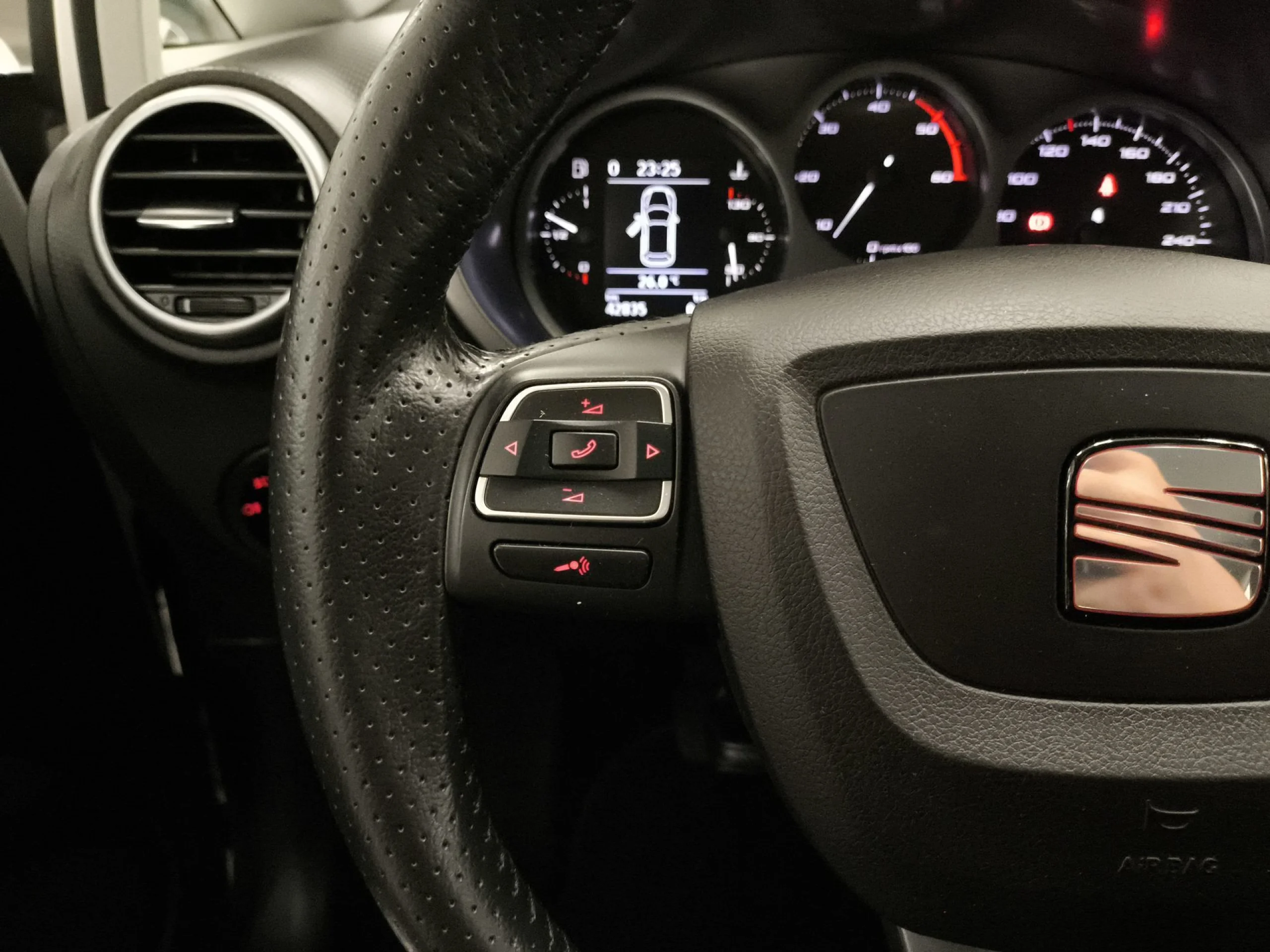 Seat León 1.6 TDI Style 77 kW (105 CV) - Foto 14