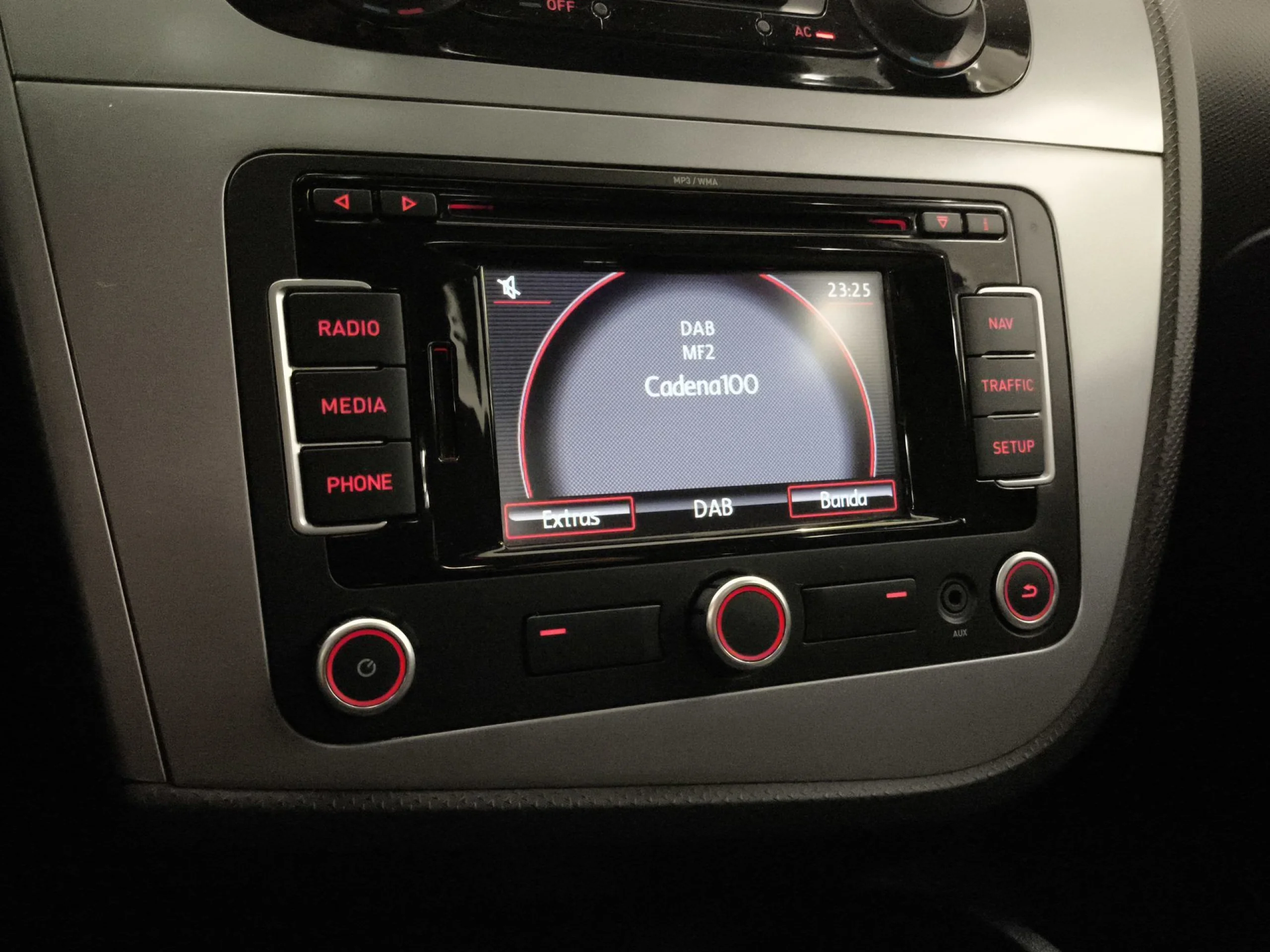 Seat León 1.6 TDI Style 77 kW (105 CV) - Foto 19
