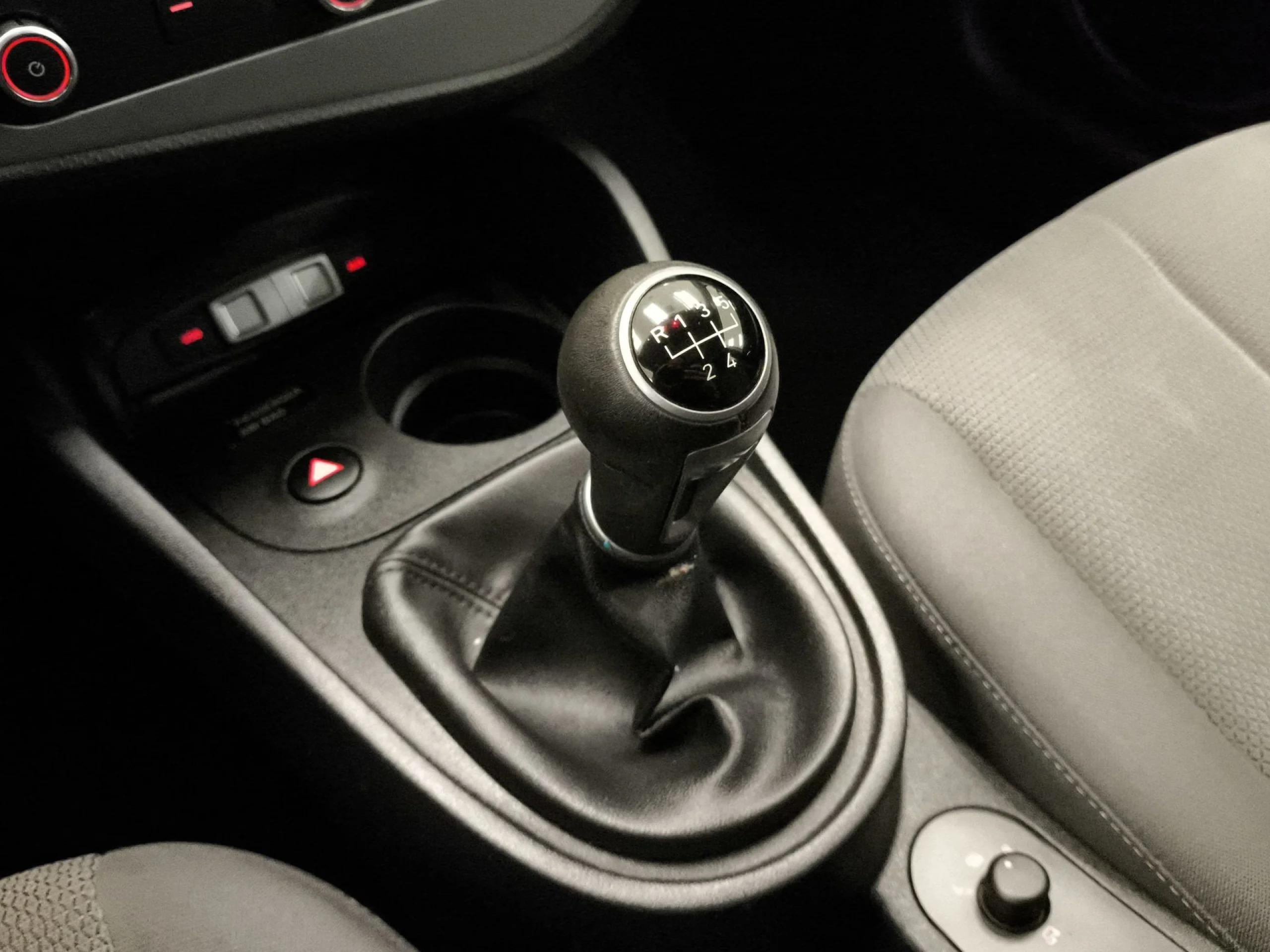 Seat León 1.6 TDI Style 77 kW (105 CV) - Foto 22
