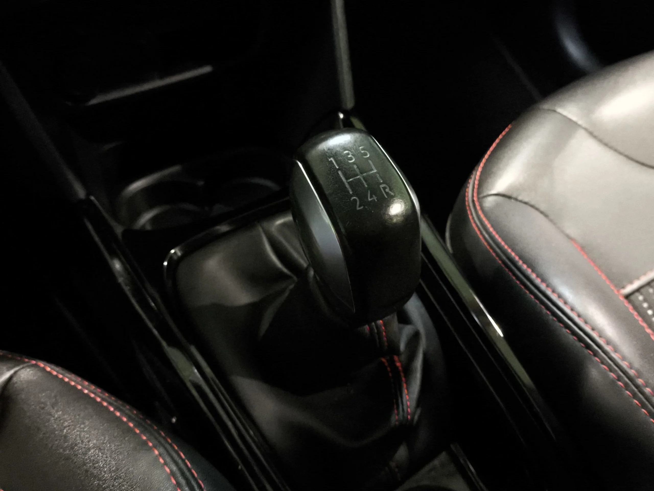 Peugeot 2008 PureTech 110 SANDS GT Line 81 kW (110 CV) - Foto 17